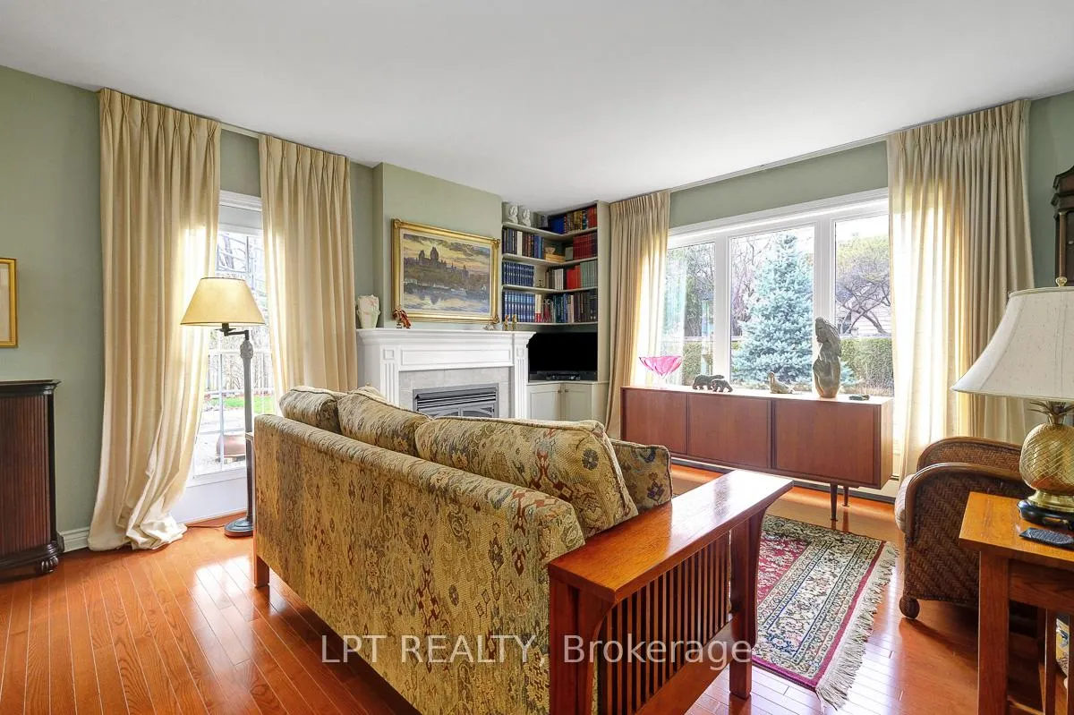 Photo 183 of 169 Roger Road, Ottawa, Faircrest Heights — HOMEH