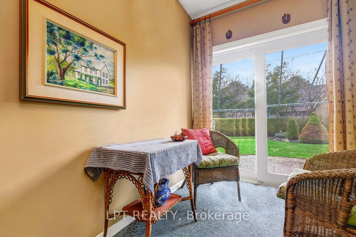 Photo 218 of 169 Roger Road, Ottawa, Faircrest Heights — HOMEH