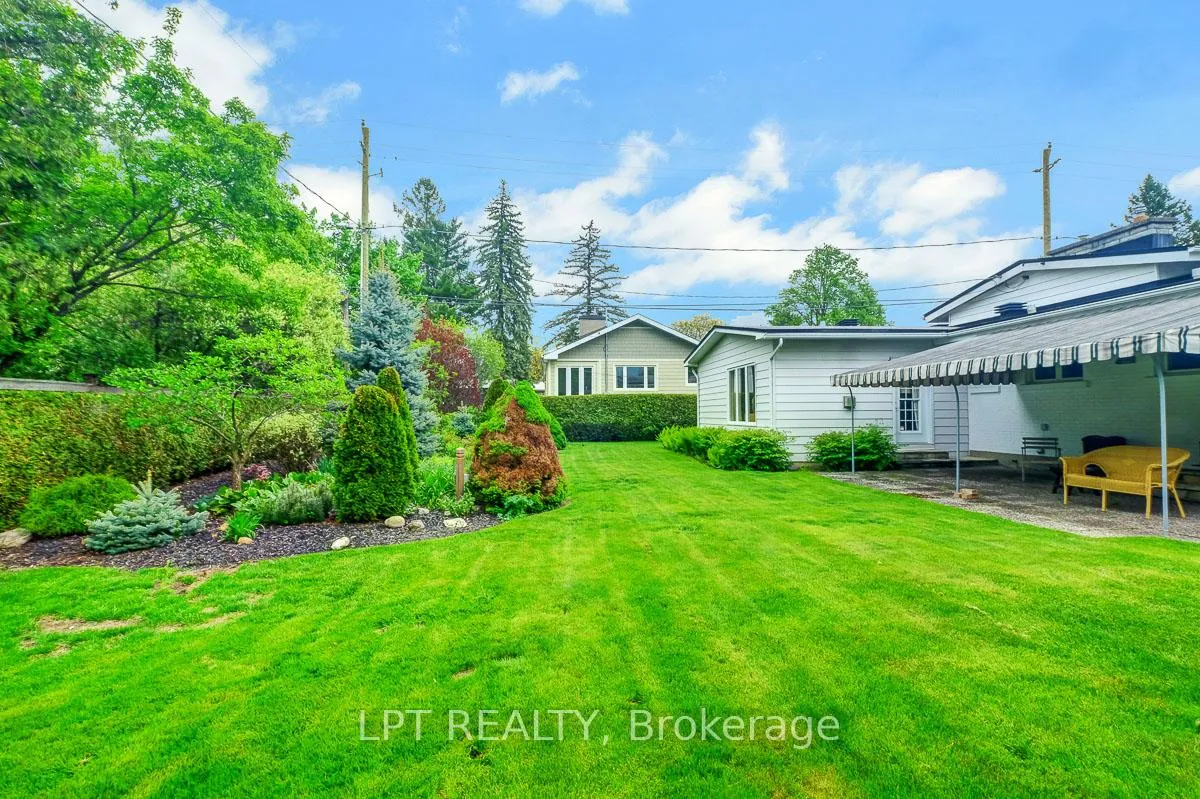 Photo 261 of 169 Roger Road, Ottawa, Faircrest Heights — HOMEH