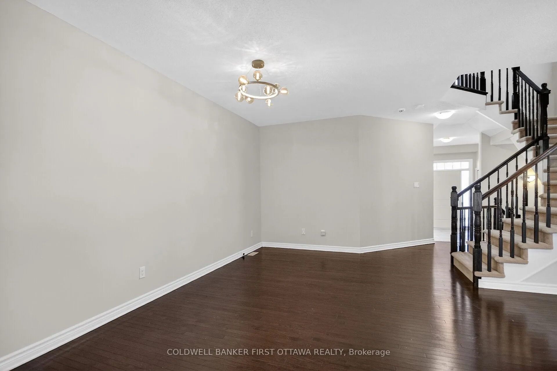 Photo 6 of 184 Highbury Park Drive, Ottawa, Barrhaven - Longfields — HOMEH