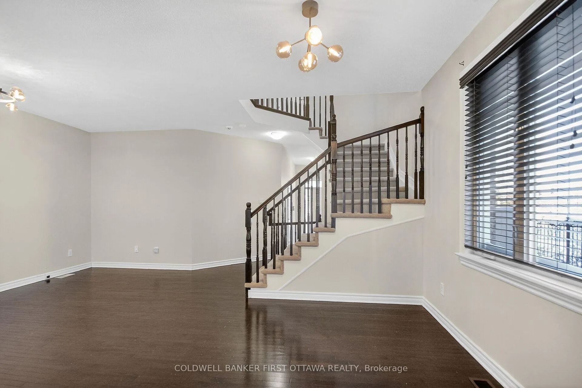 Photo 10 of 184 Highbury Park Drive, Ottawa, Barrhaven - Longfields — HOMEH
