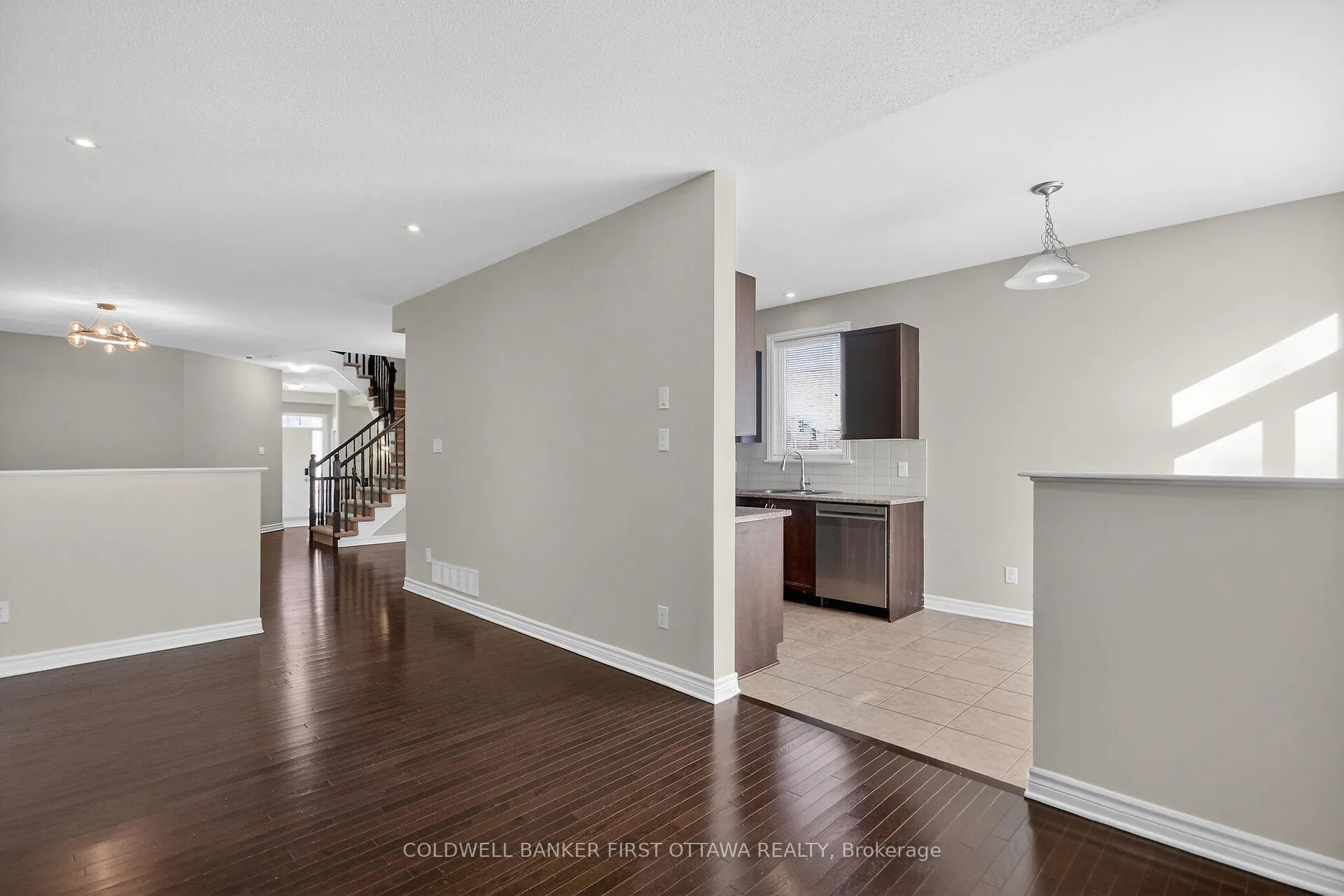 Photo 16 of 184 Highbury Park Drive, Ottawa, Barrhaven - Longfields — HOMEH