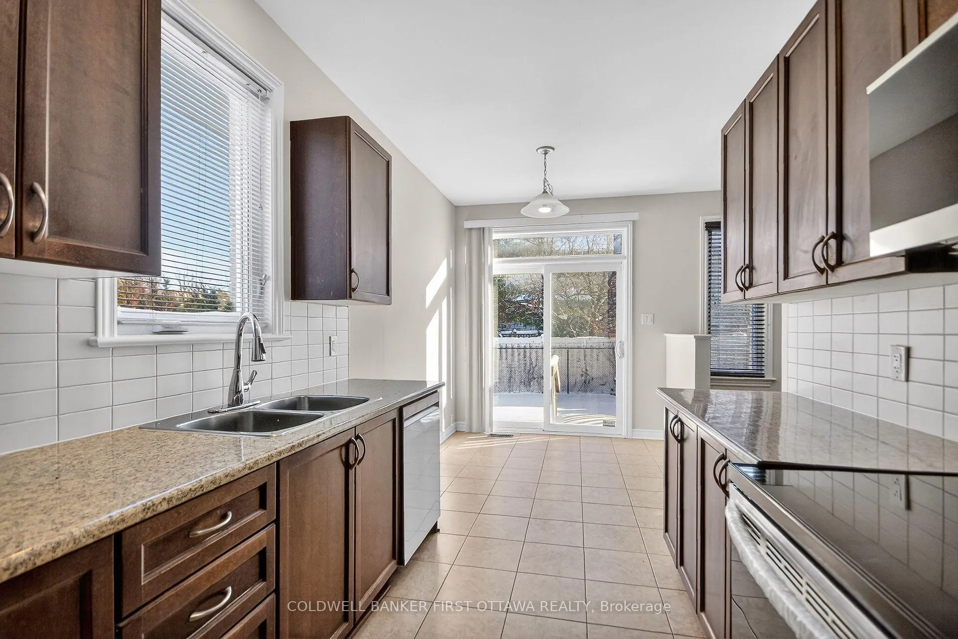 Photo 19 of 184 Highbury Park Drive, Ottawa, Barrhaven - Longfields — HOMEH