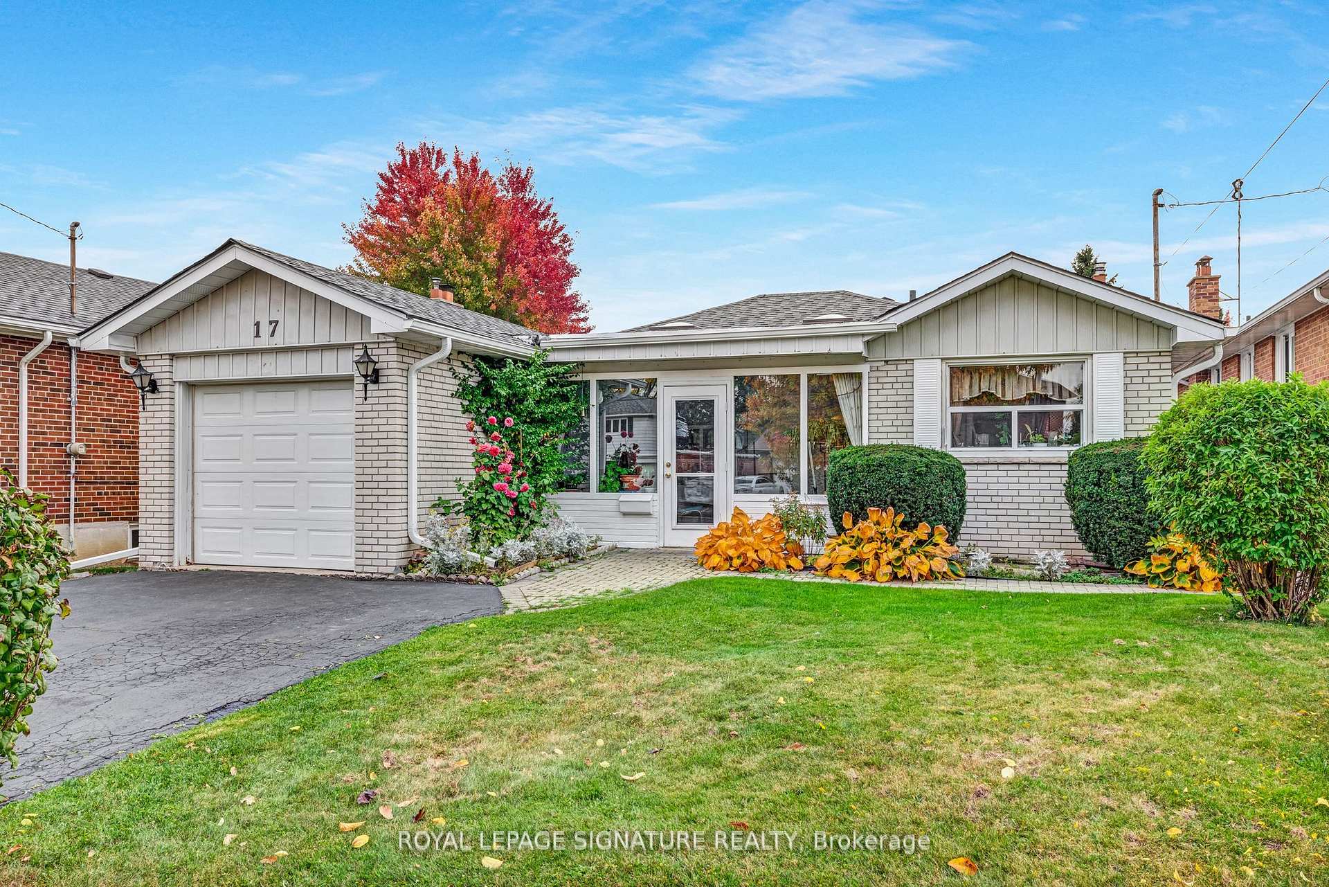 Front of 17 Norfield Crescent