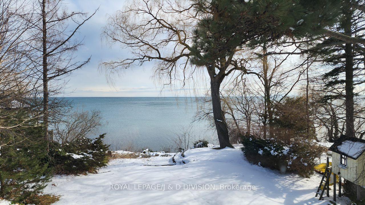 Photo 27 of 63 Lake Promenade, Etobicoke, Long Branch — HOMEH