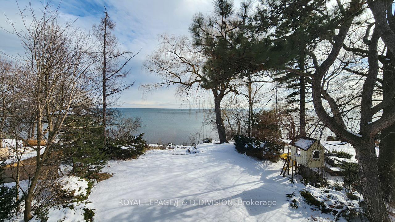 Photo 28 of 63 Lake Promenade, Etobicoke, Long Branch — HOMEH