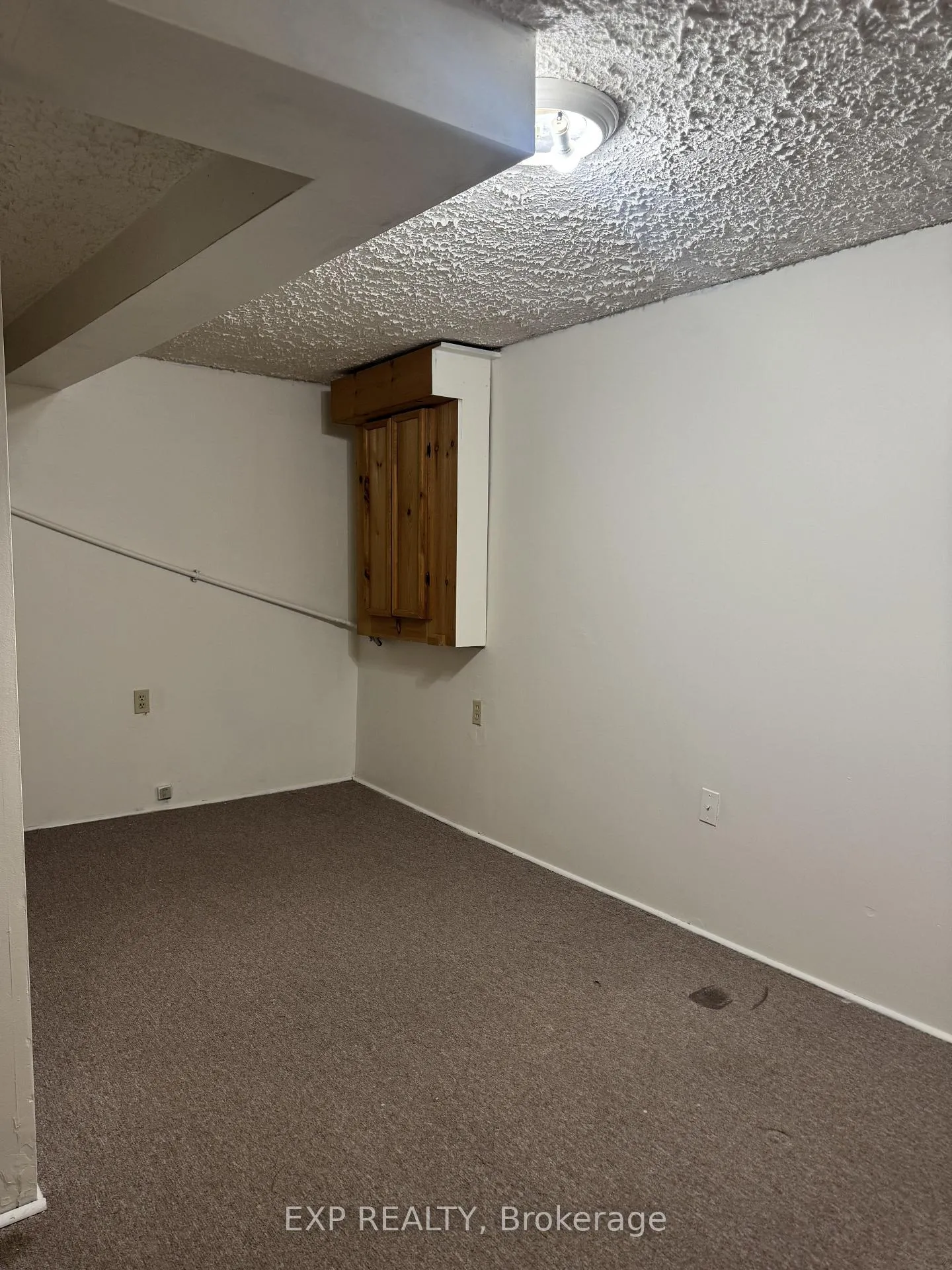 Photo 33 of Unit Basement, 44 Wright Crescent, Ajax, Central — HOMEH