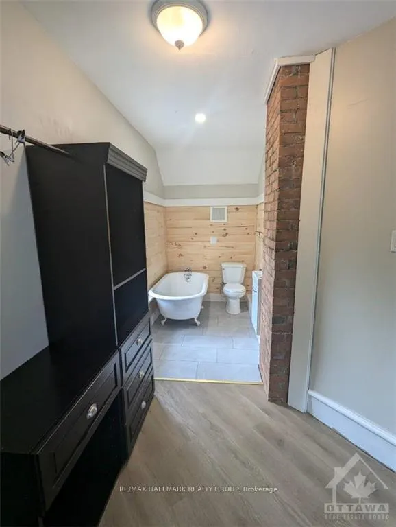 Photo 136 of Unit 2, 290 Elgin Street W, Arnprior — HOMEH