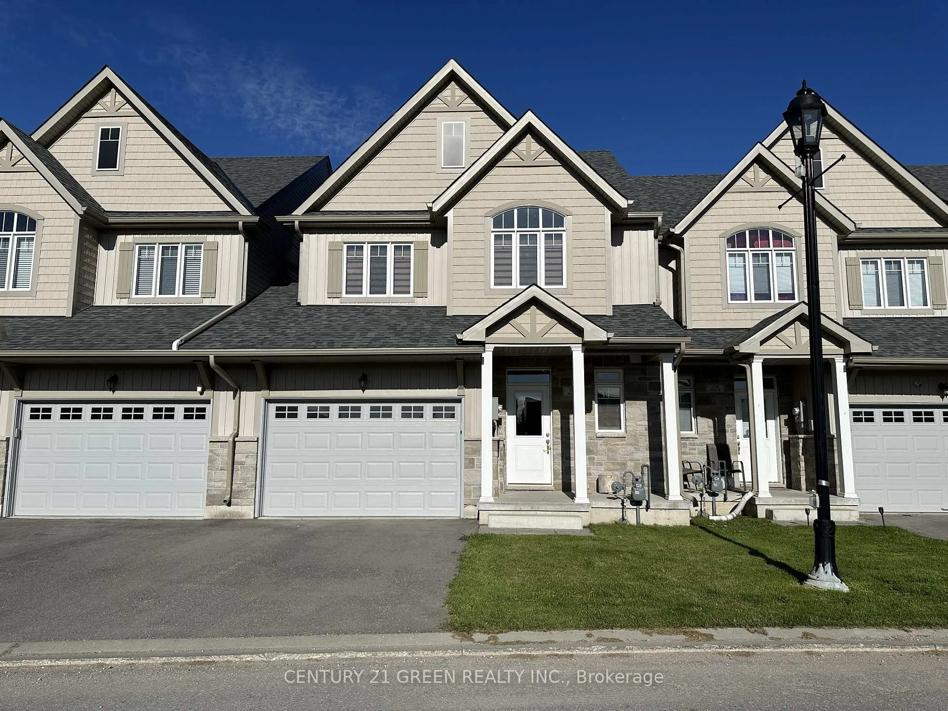 Front of 102 Jewel Street