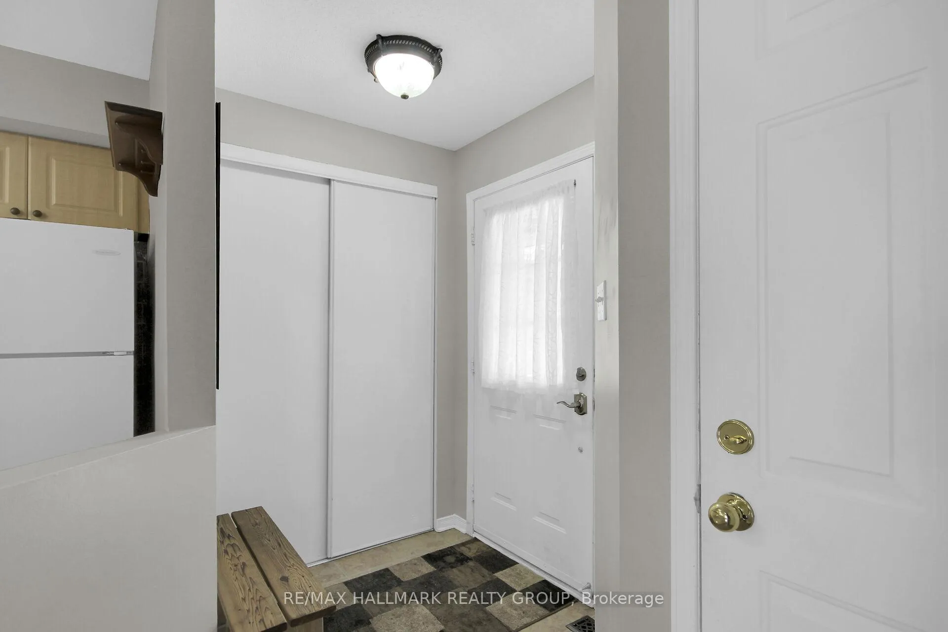 Photo 20 of 261 WestValley Pvt, Ottawa, Brookfield Gardens — HOMEH