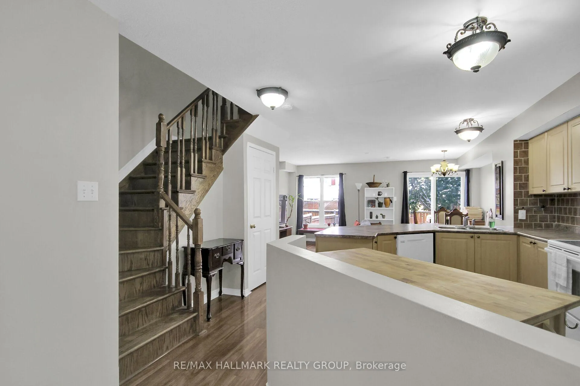 Photo 90 of 261 WestValley Pvt, Ottawa, Brookfield Gardens — HOMEH