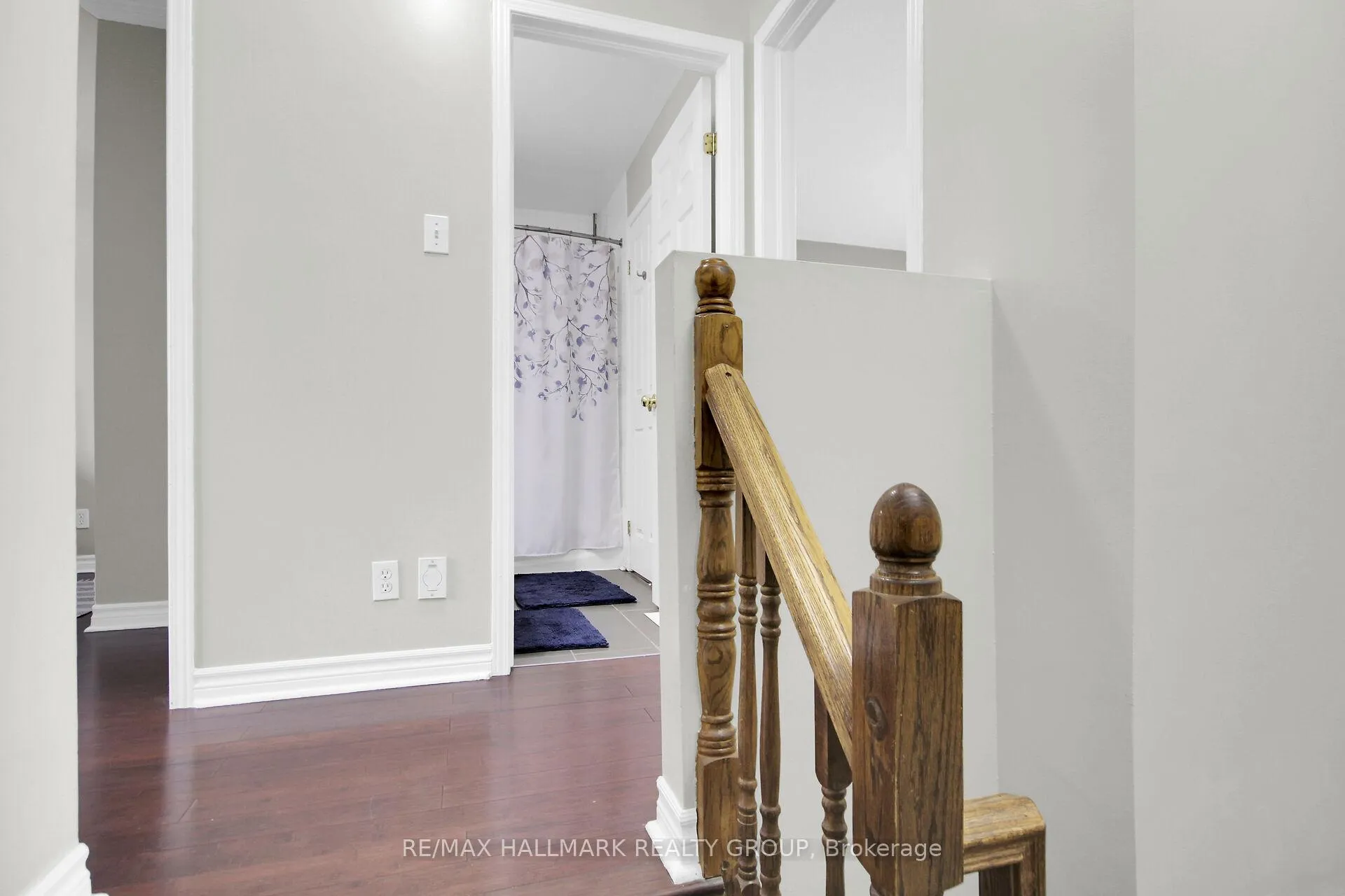 Photo 92 of 261 WestValley Pvt, Ottawa, Brookfield Gardens — HOMEH