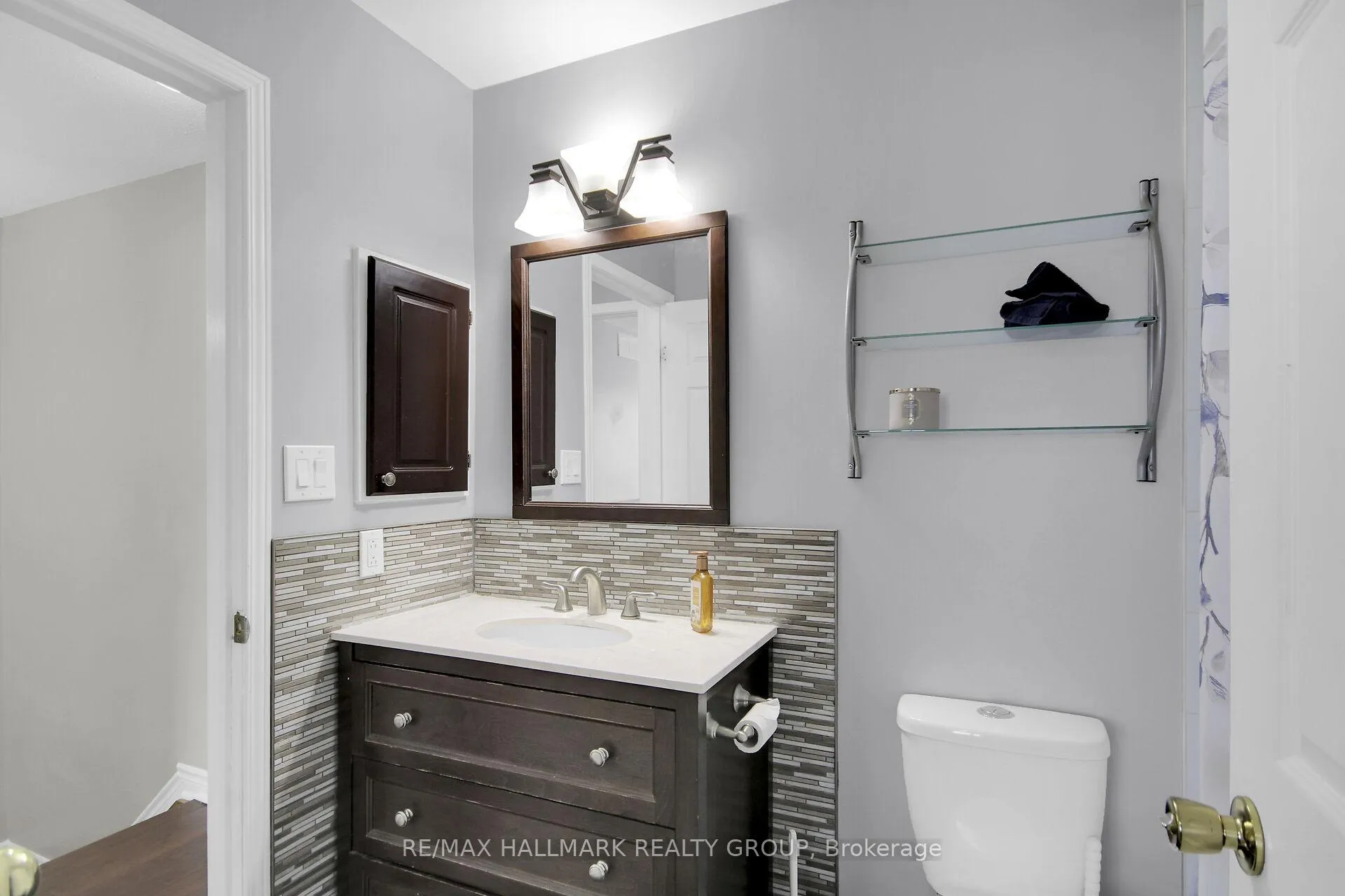 Photo 103 of 261 WestValley Pvt, Ottawa, Brookfield Gardens — HOMEH