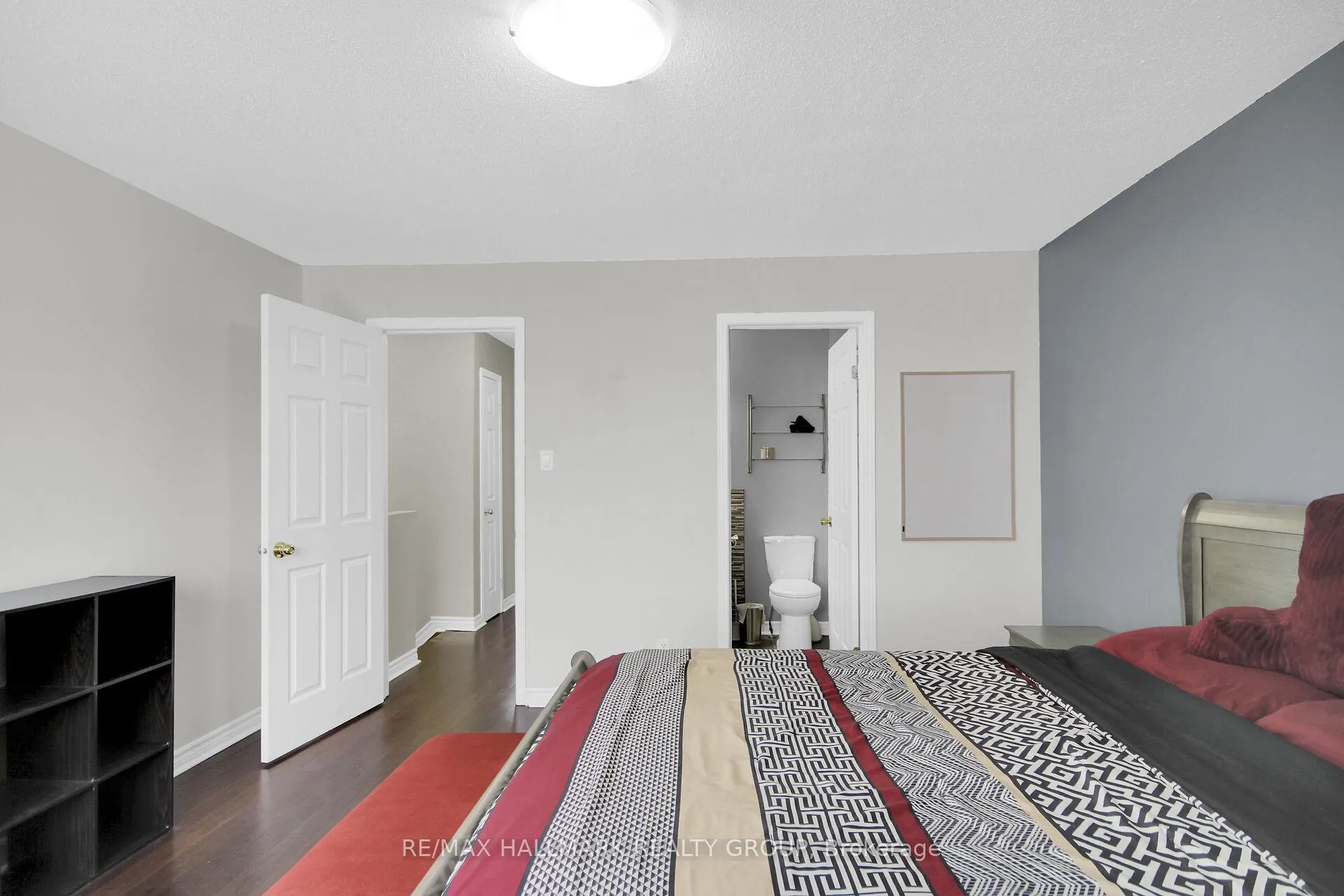 Photo 114 of 261 WestValley Pvt, Ottawa, Brookfield Gardens — HOMEH
