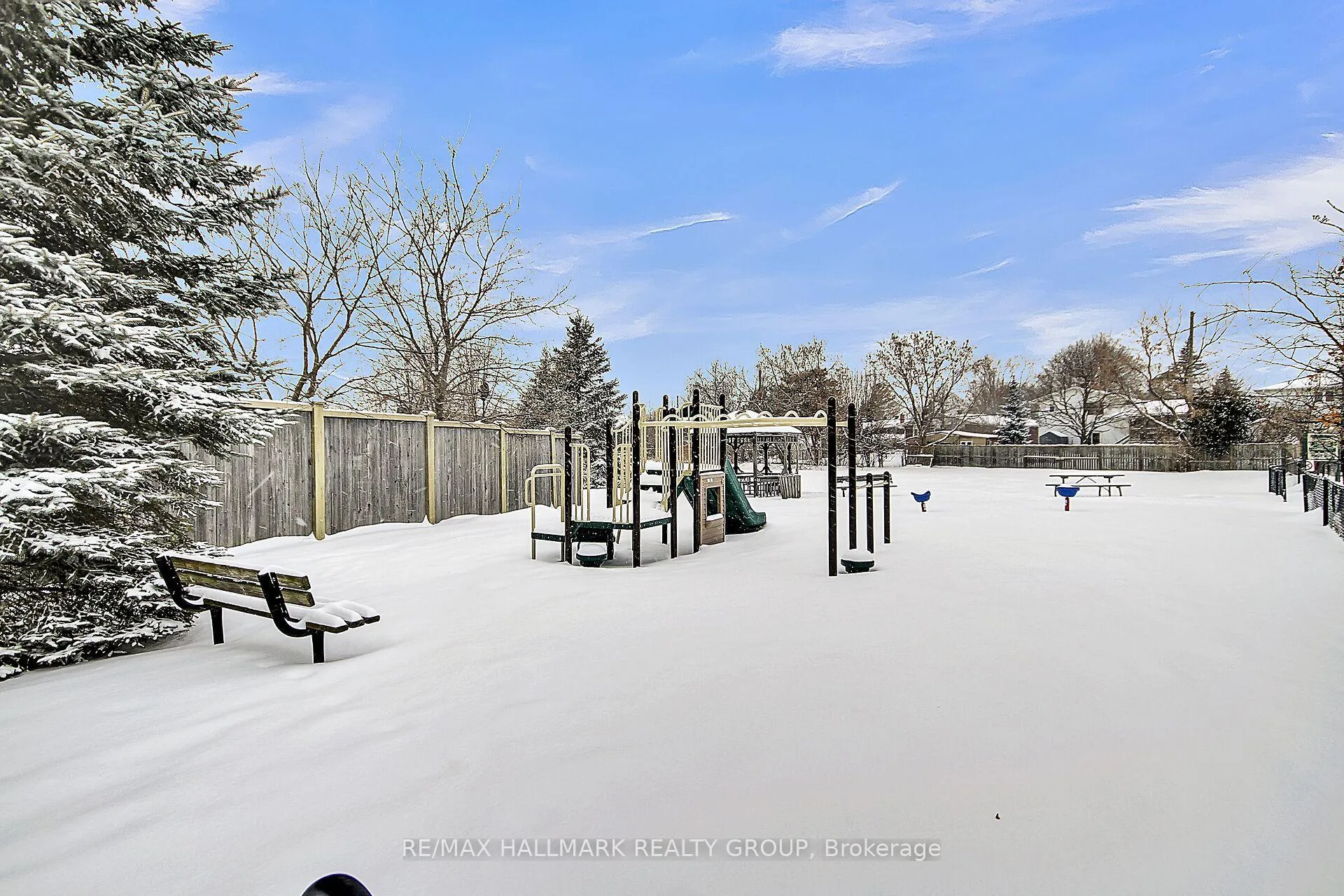 Photo 191 of 261 WestValley Pvt, Ottawa, Brookfield Gardens — HOMEH