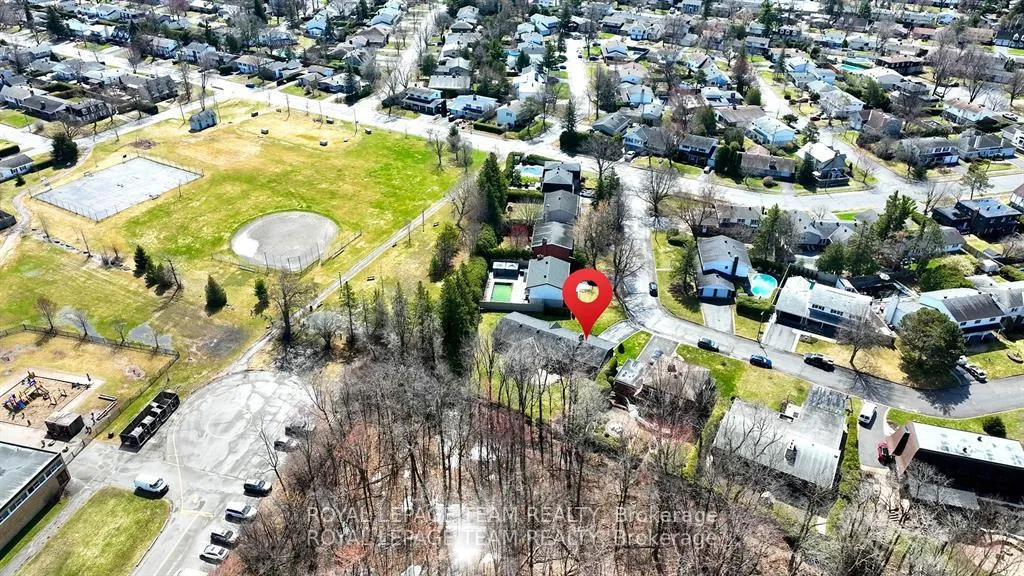 Photo 175 of 1781 Rhodes Crescent, Ottawa, Playfair Park — HOMEH