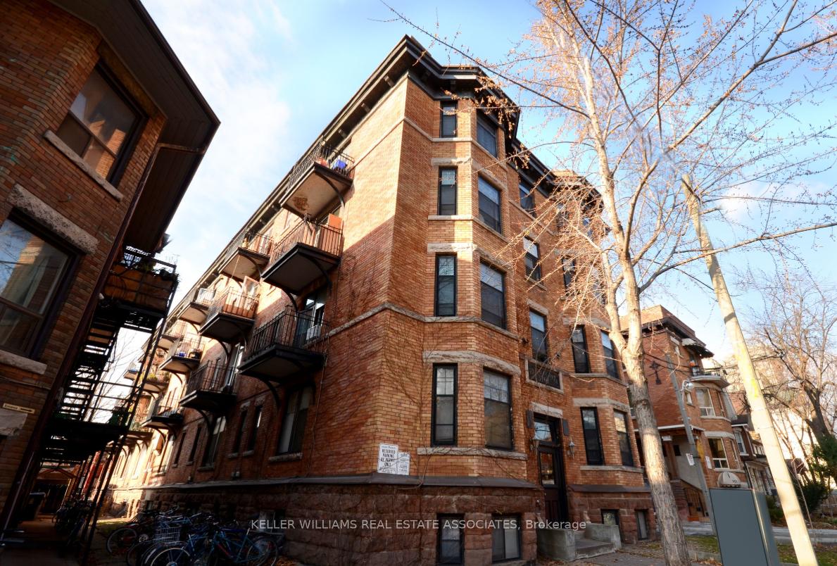 Photo 6 of Unit 307, 160 Huron Street, Toronto, Kensington-Chinatown — HOMEH