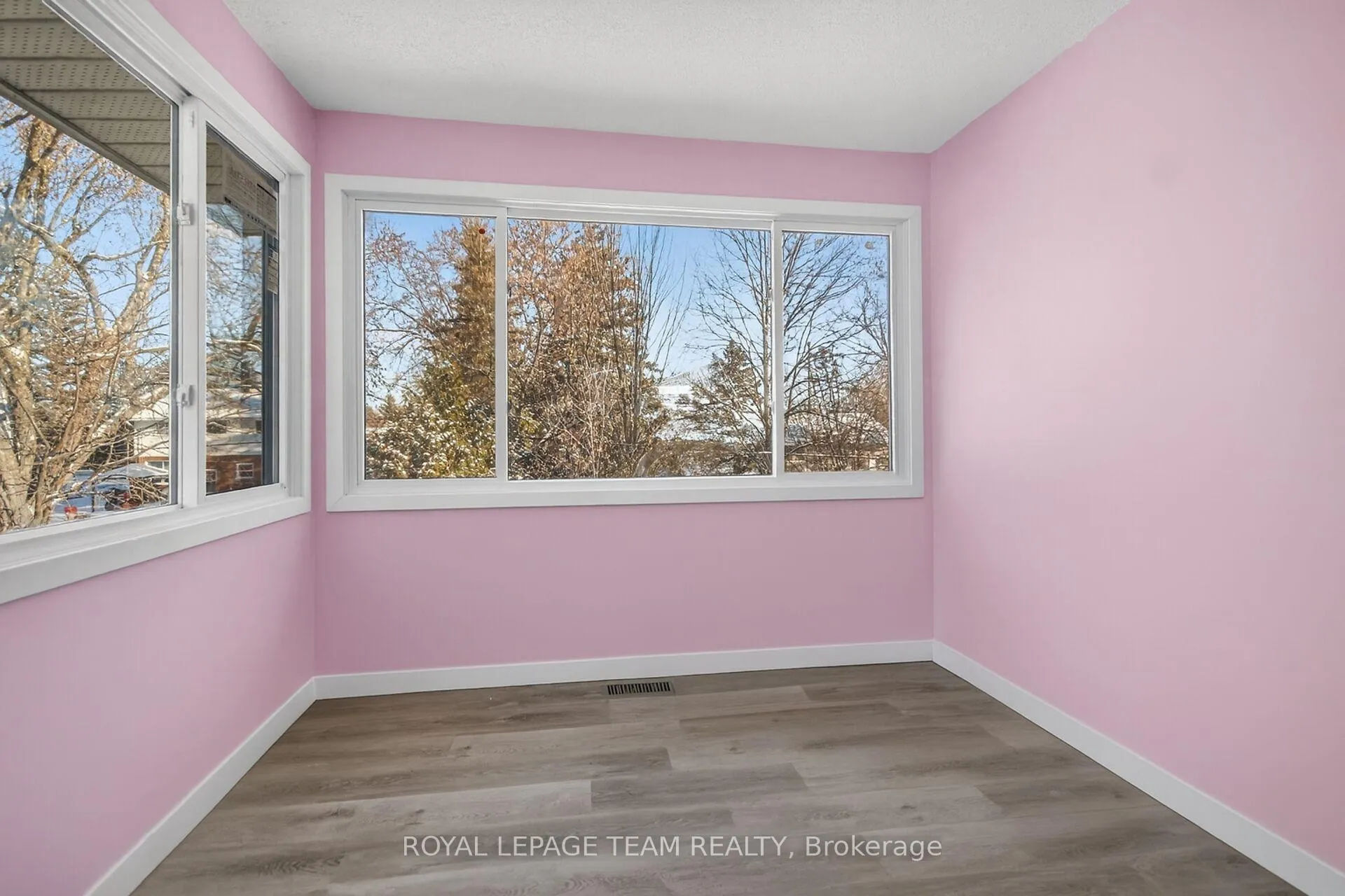 Photo 138 of 7 Little Road, Ottawa, Riverside South/Gloucester Glen — HOMEH