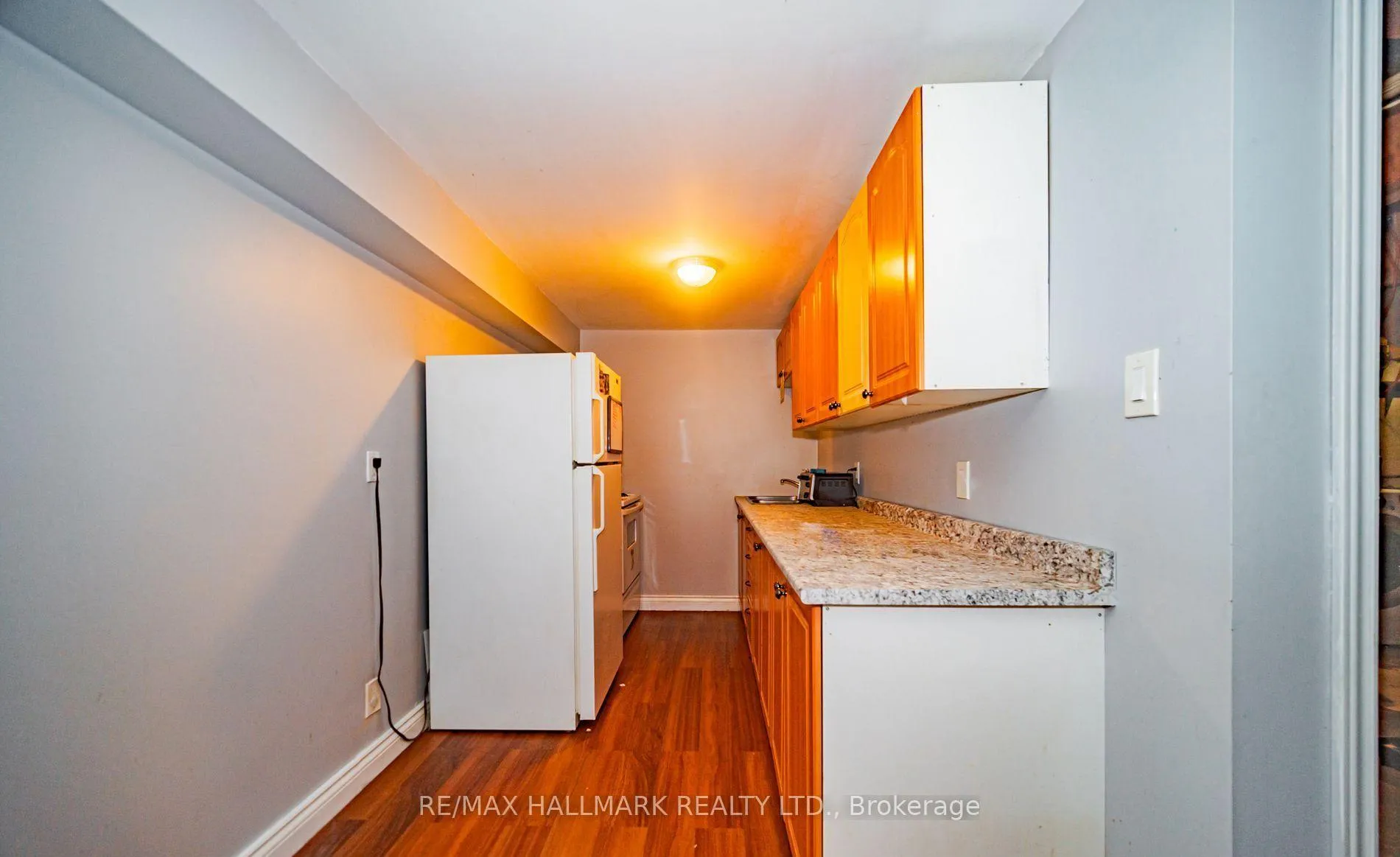 Photo 24 of 4 Devins Drive, Aurora, Aurora Heights — HOMEH