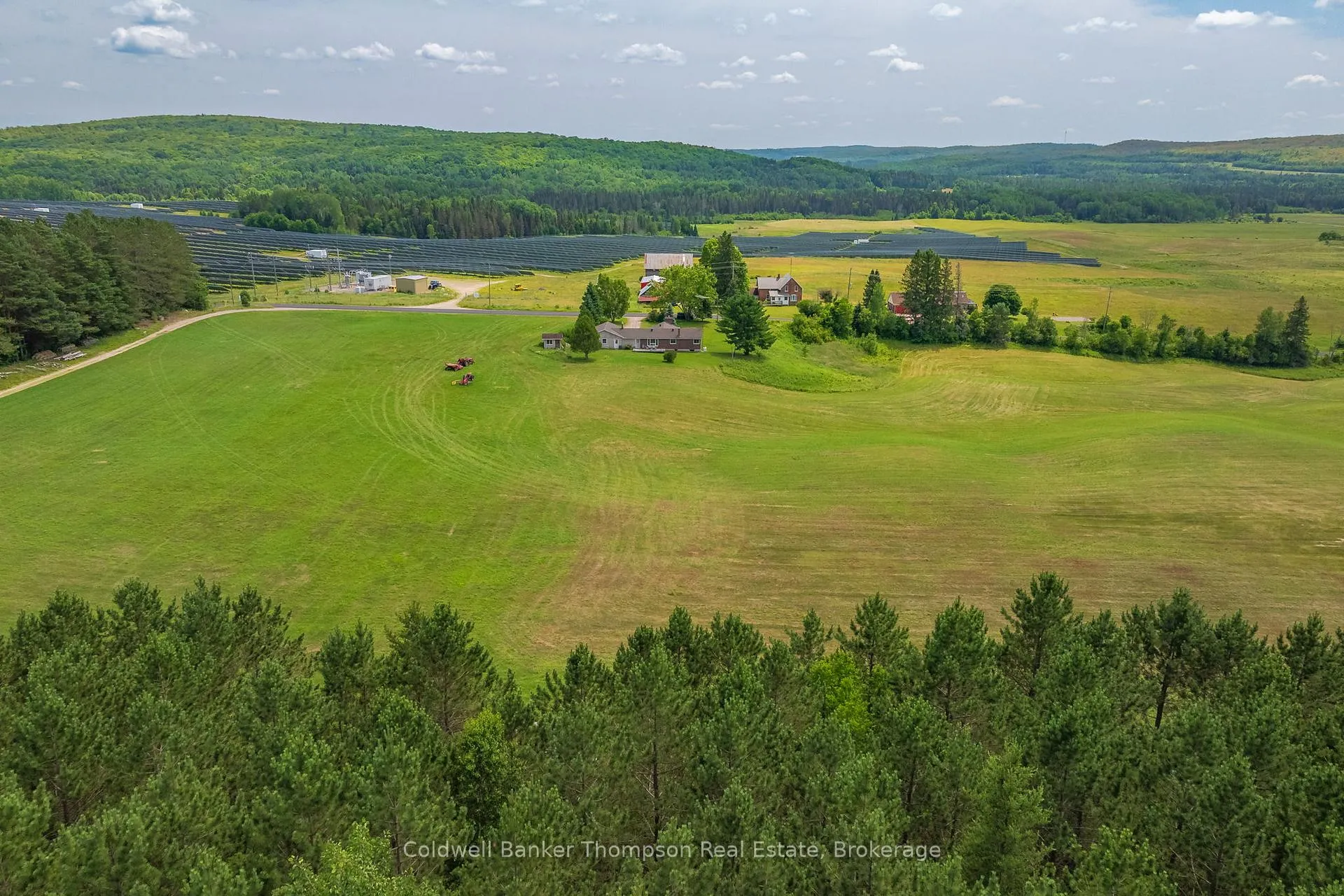 Photo 16 of 832 Chetwynd Road, Armour — HOMEH