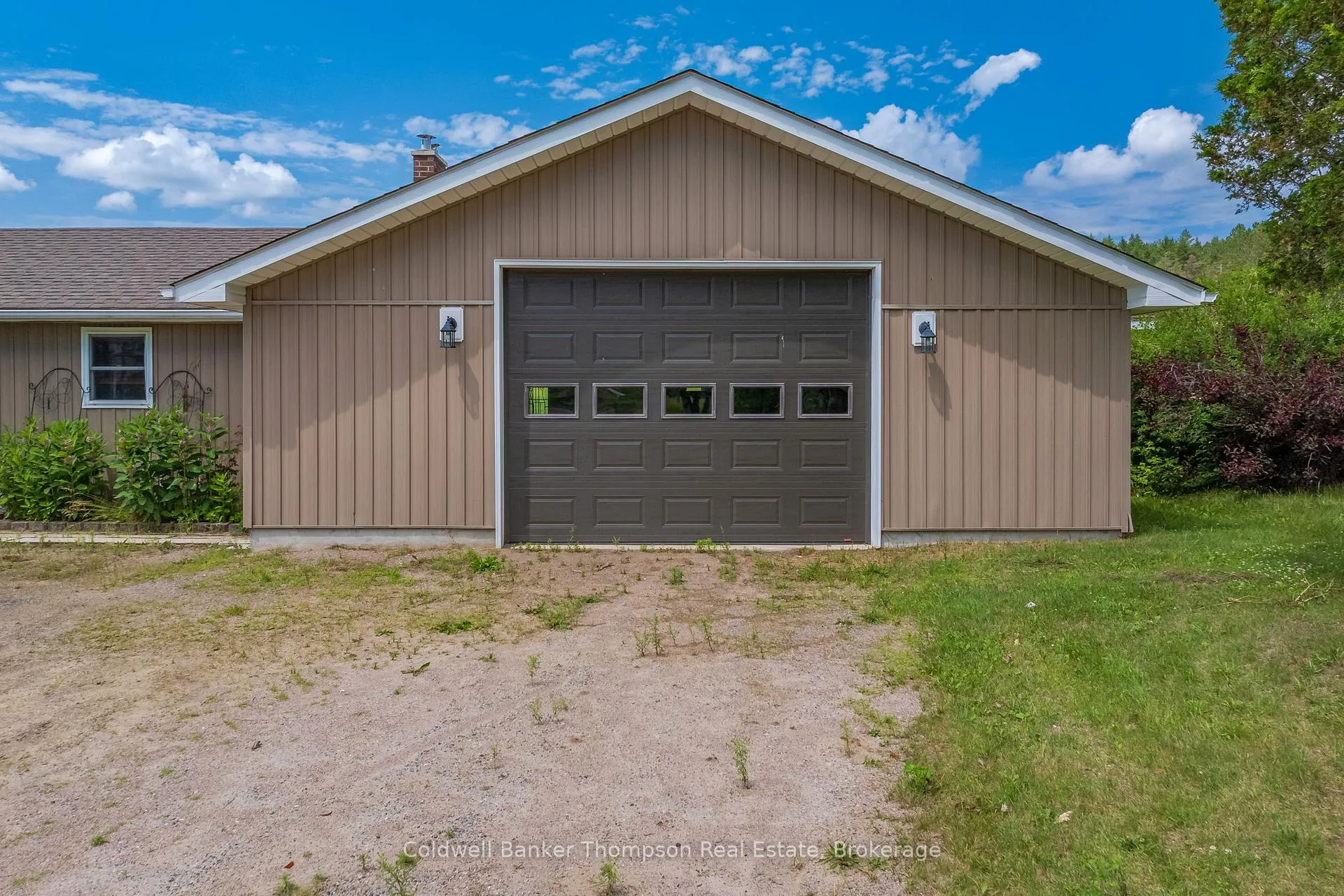 Photo 23 of 832 Chetwynd Road, Armour — HOMEH