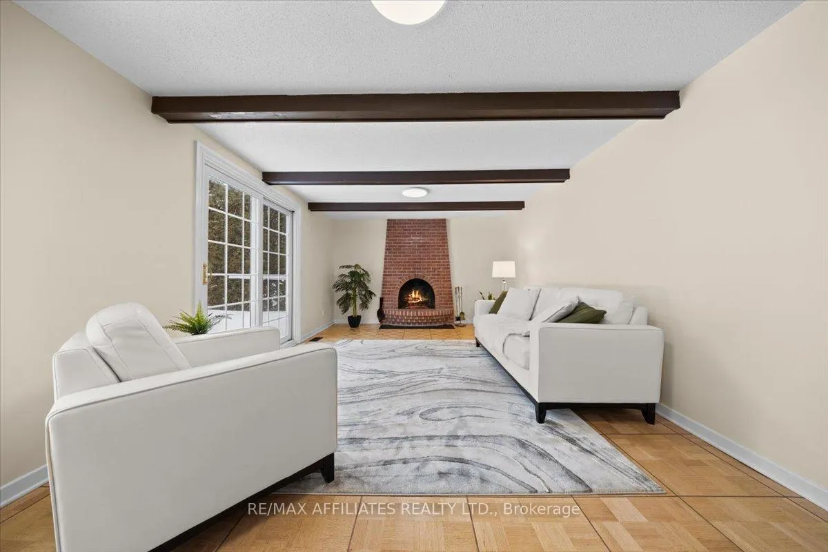 Photo 26 of 42 Centrepark Drive, Ottawa, Blackburn Hamlet — HOMEH