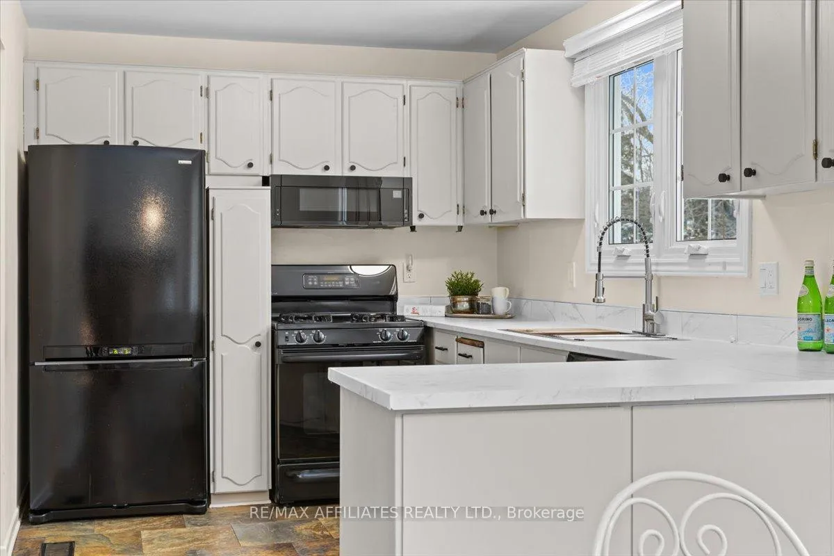 Photo 82 of 42 Centrepark Drive, Ottawa, Blackburn Hamlet — HOMEH