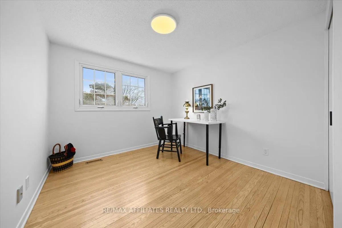 Photo 132 of 42 Centrepark Drive, Ottawa, Blackburn Hamlet — HOMEH