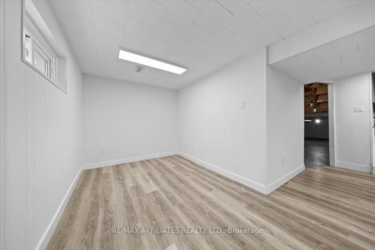 Photo 159 of 42 Centrepark Drive, Ottawa, Blackburn Hamlet — HOMEH