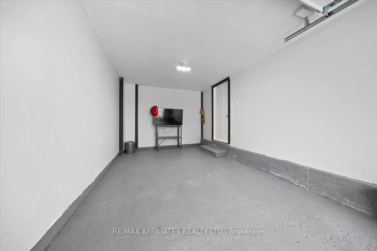 Photo 173 of 42 Centrepark Drive, Ottawa, Blackburn Hamlet — HOMEH