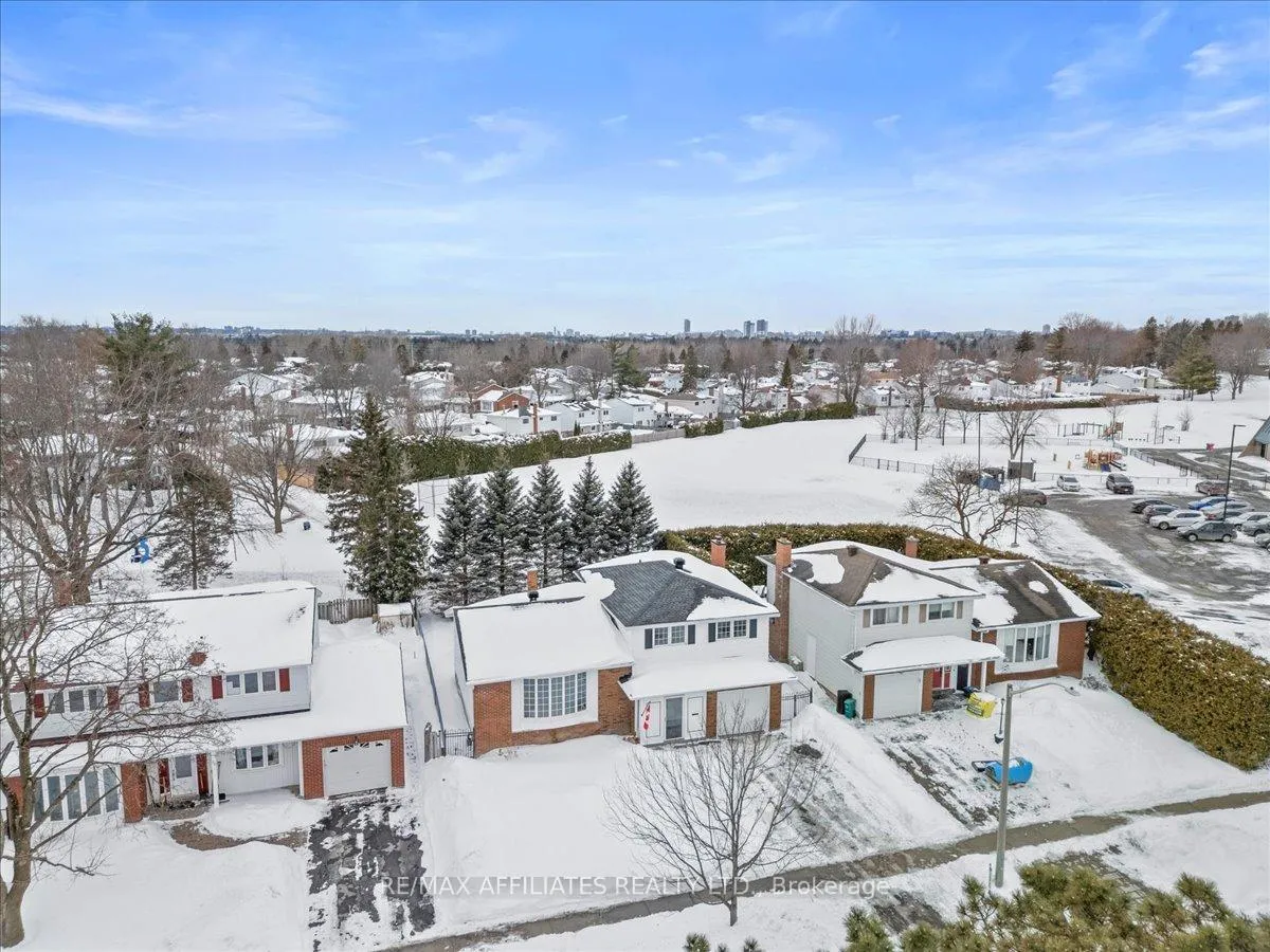 Photo 177 of 42 Centrepark Drive, Ottawa, Blackburn Hamlet — HOMEH