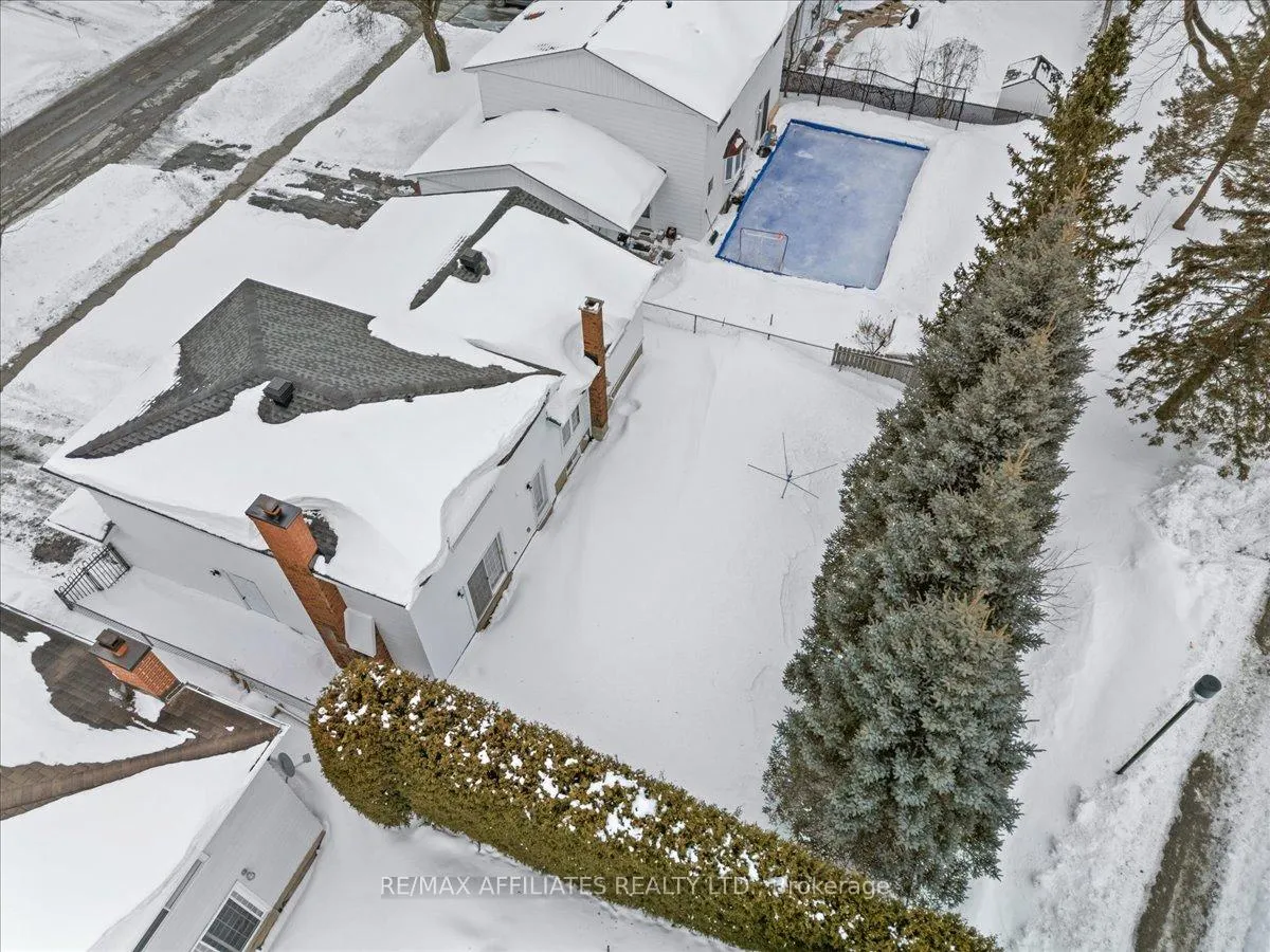 Photo 196 of 42 Centrepark Drive, Ottawa, Blackburn Hamlet — HOMEH