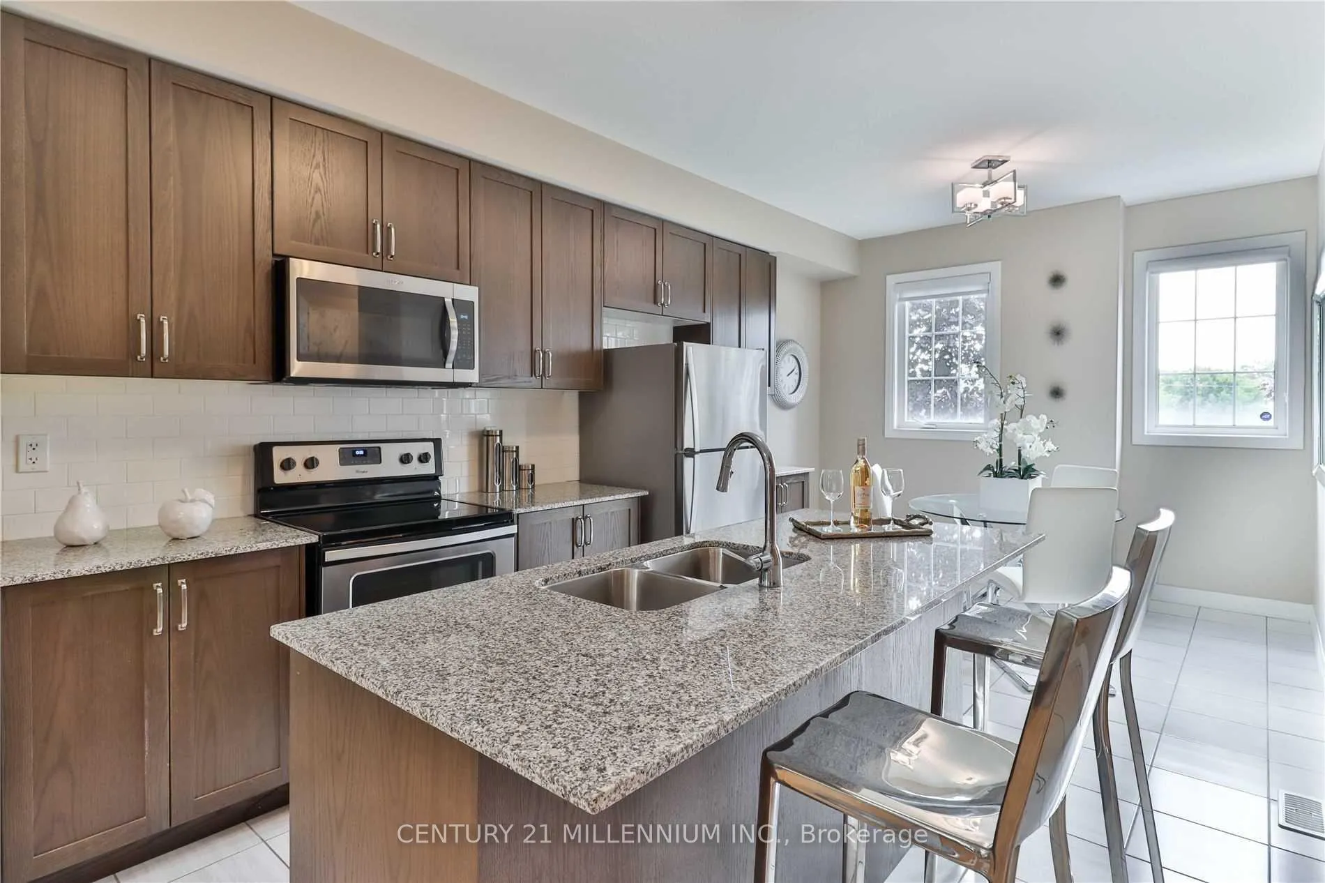 Photo 8 of 496 Rossland Road W, Ajax, Northwest Ajax — HOMEH