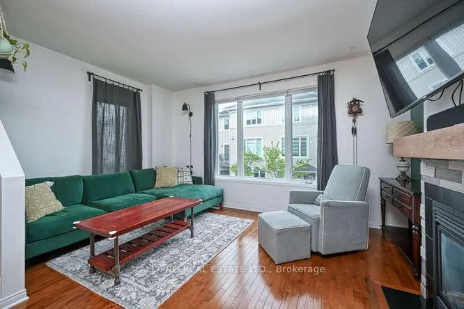 Photo 26 of 74 Songbird Private, Ottawa, Westcliffe Estates — HOMEH