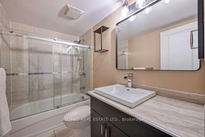 Photo 84 of 74 Songbird Private, Ottawa, Westcliffe Estates — HOMEH