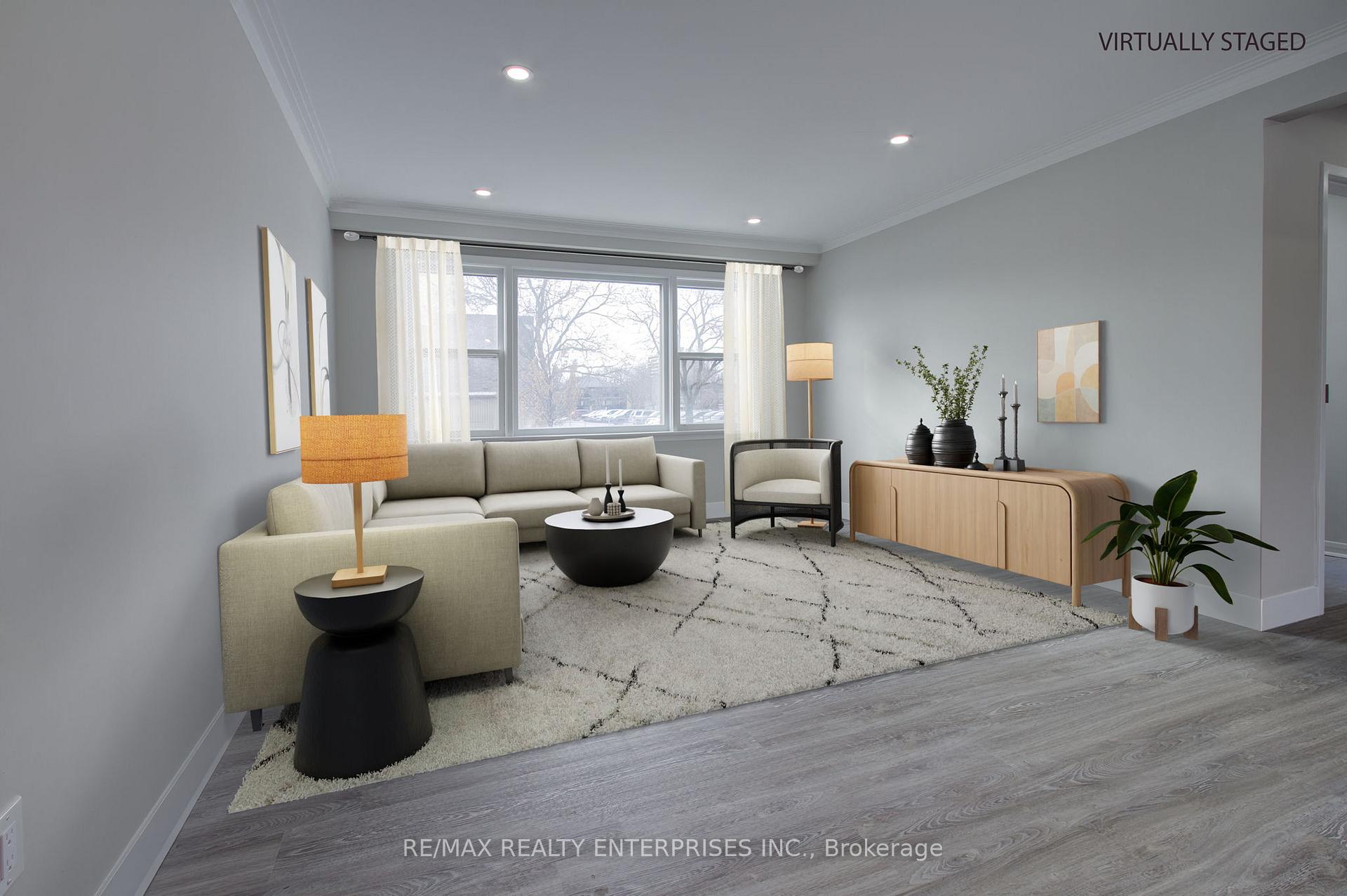 Photo 7 of 28 Algoma Street, Etobicoke, Mimico — HOMEH