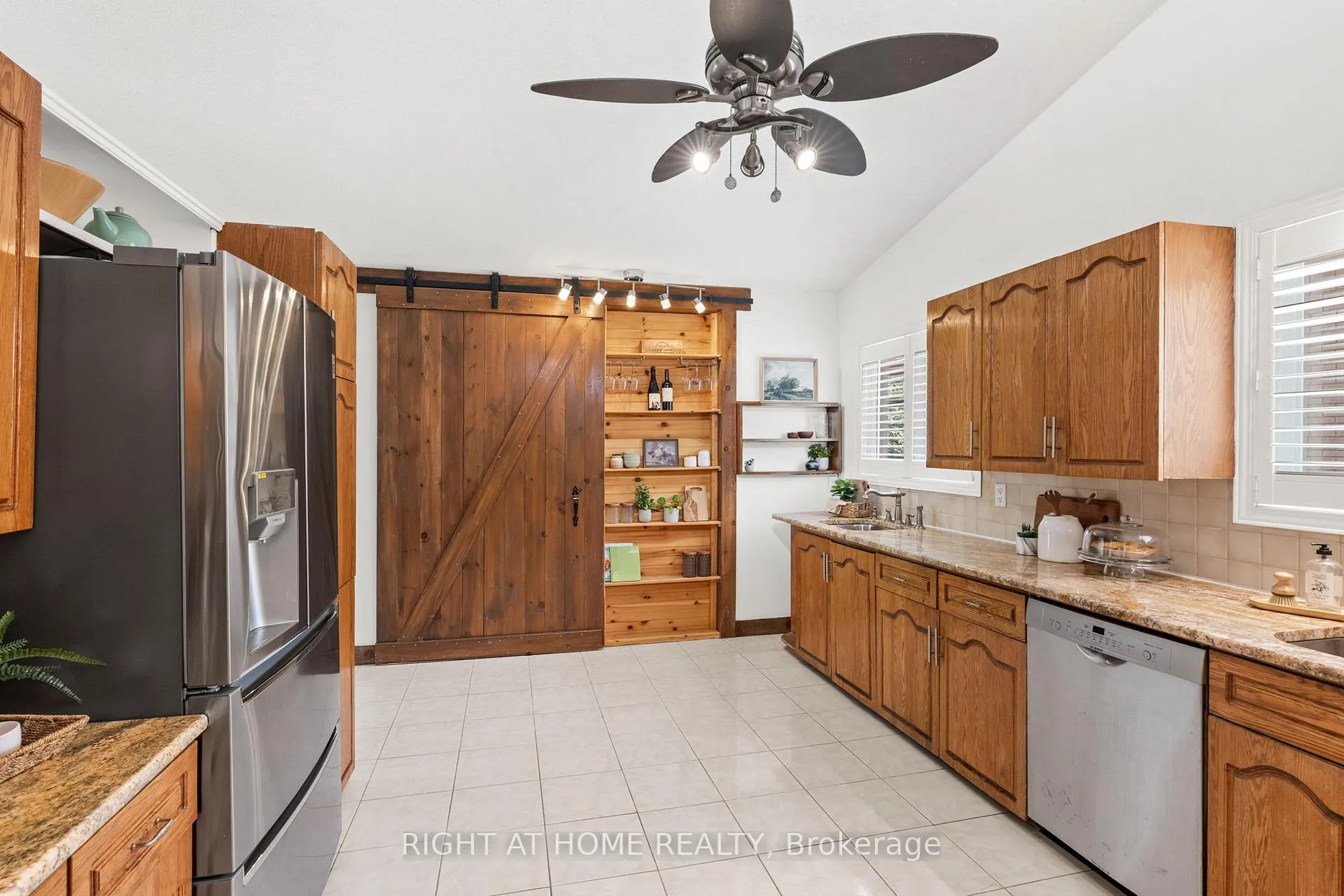 Photo 41 of 690 Coronation Avenue, Ottawa, Riverview Park — HOMEH