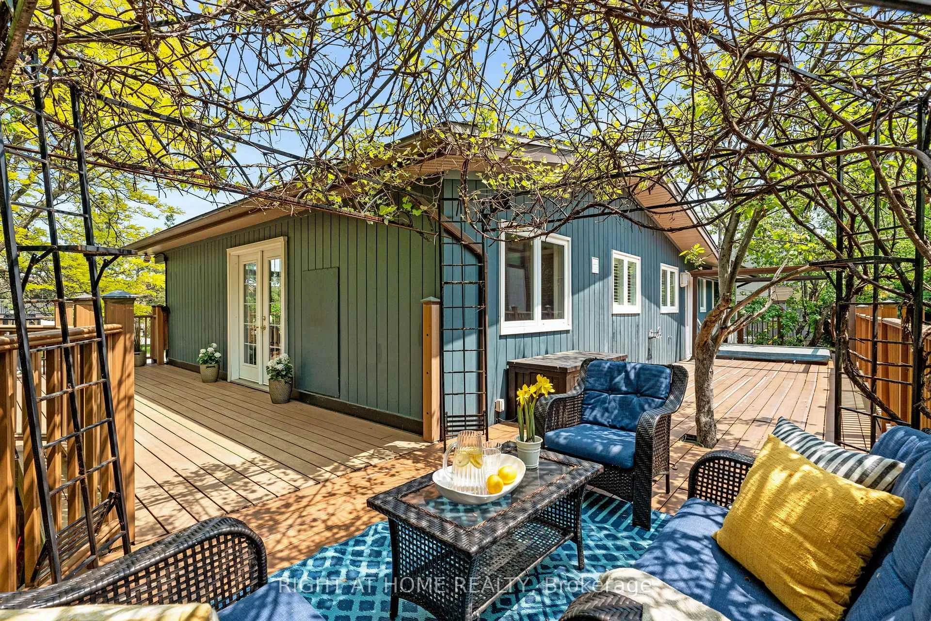 Photo 180 of 690 Coronation Avenue, Ottawa, Riverview Park — HOMEH