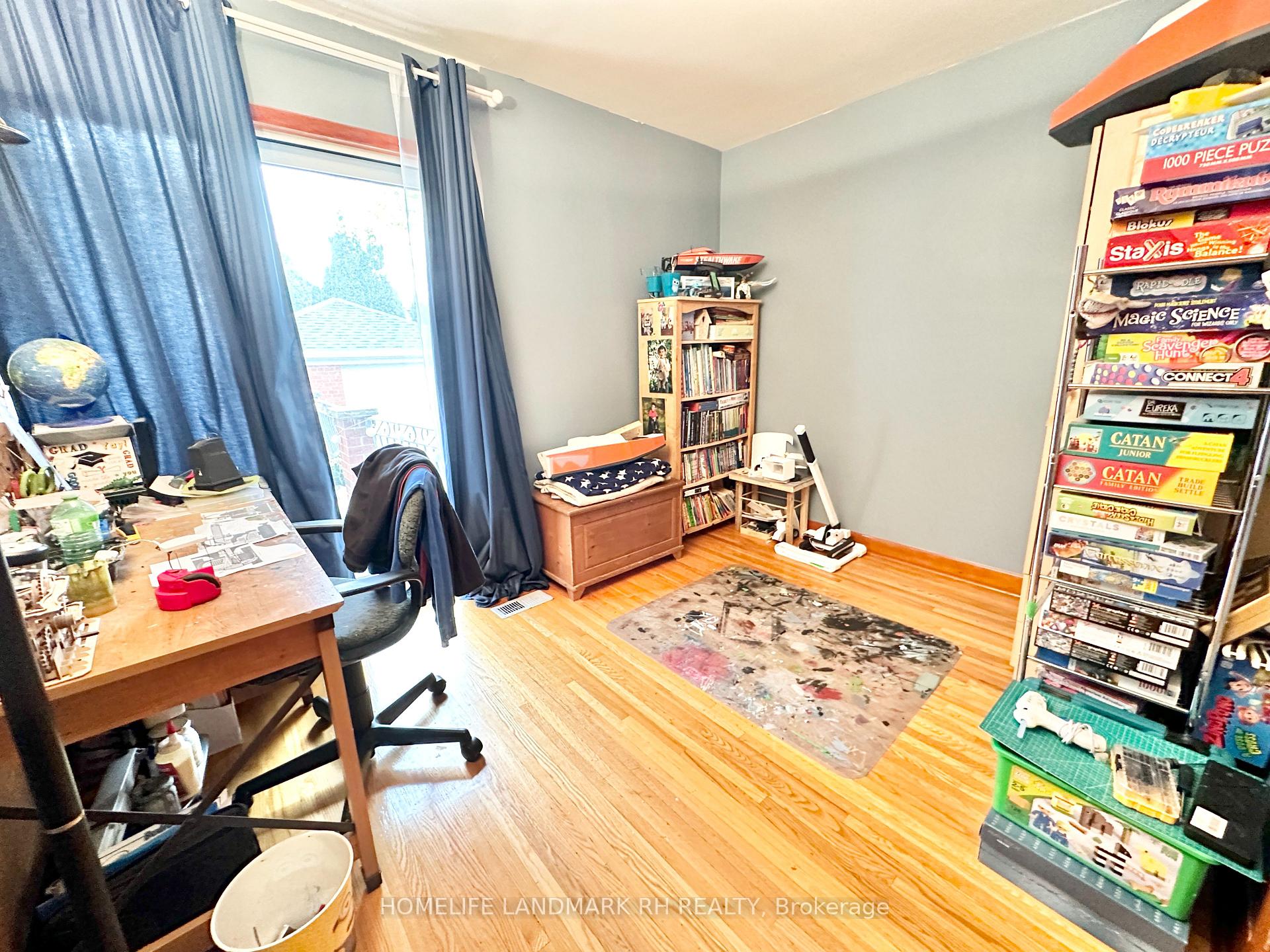 Photo 13 of 11 Bellman Avenue, Etobicoke, Alderwood — HOMEH