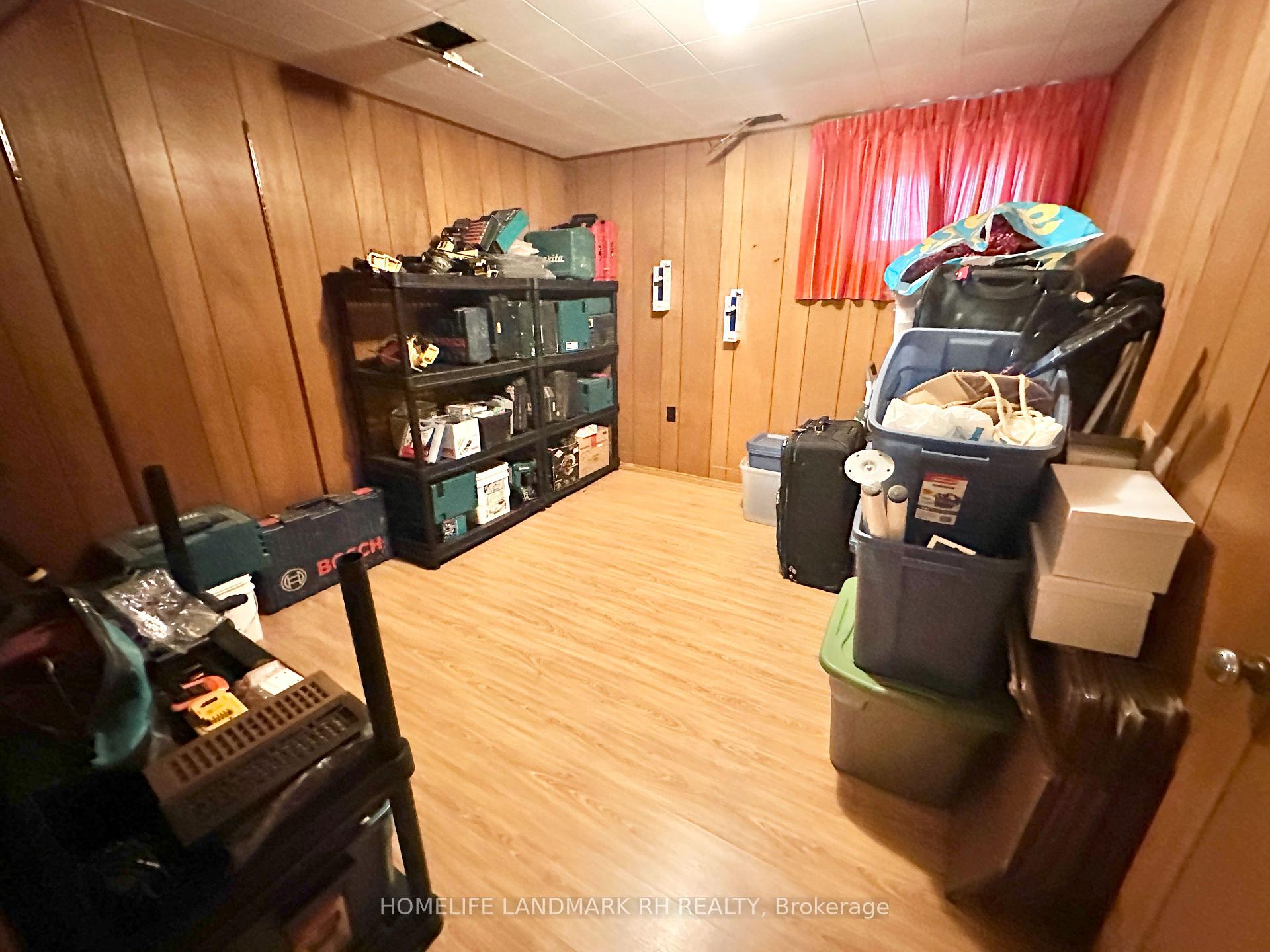 Photo 19 of 11 Bellman Avenue, Etobicoke, Alderwood — HOMEH