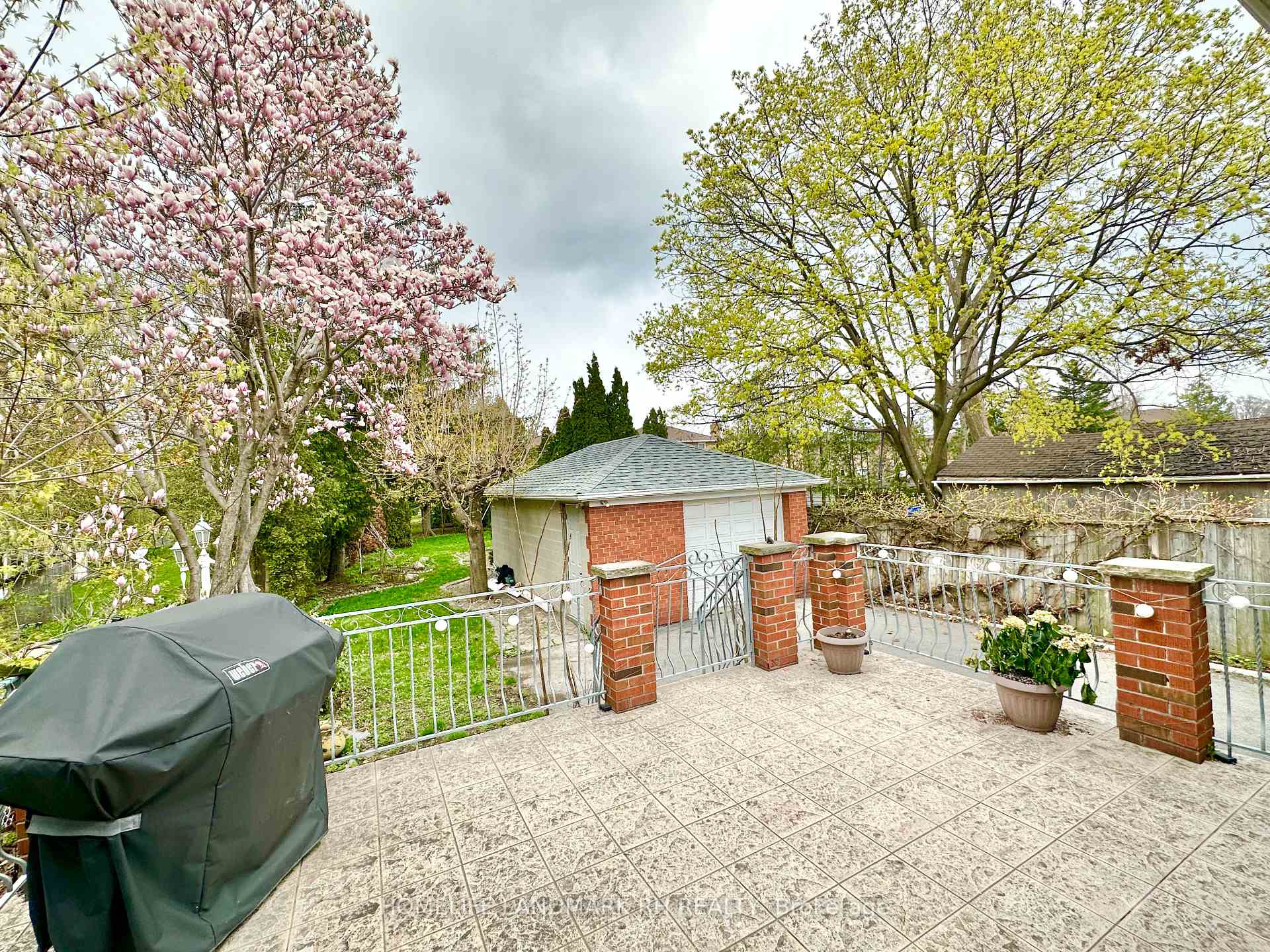 Photo 24 of 11 Bellman Avenue, Etobicoke, Alderwood — HOMEH