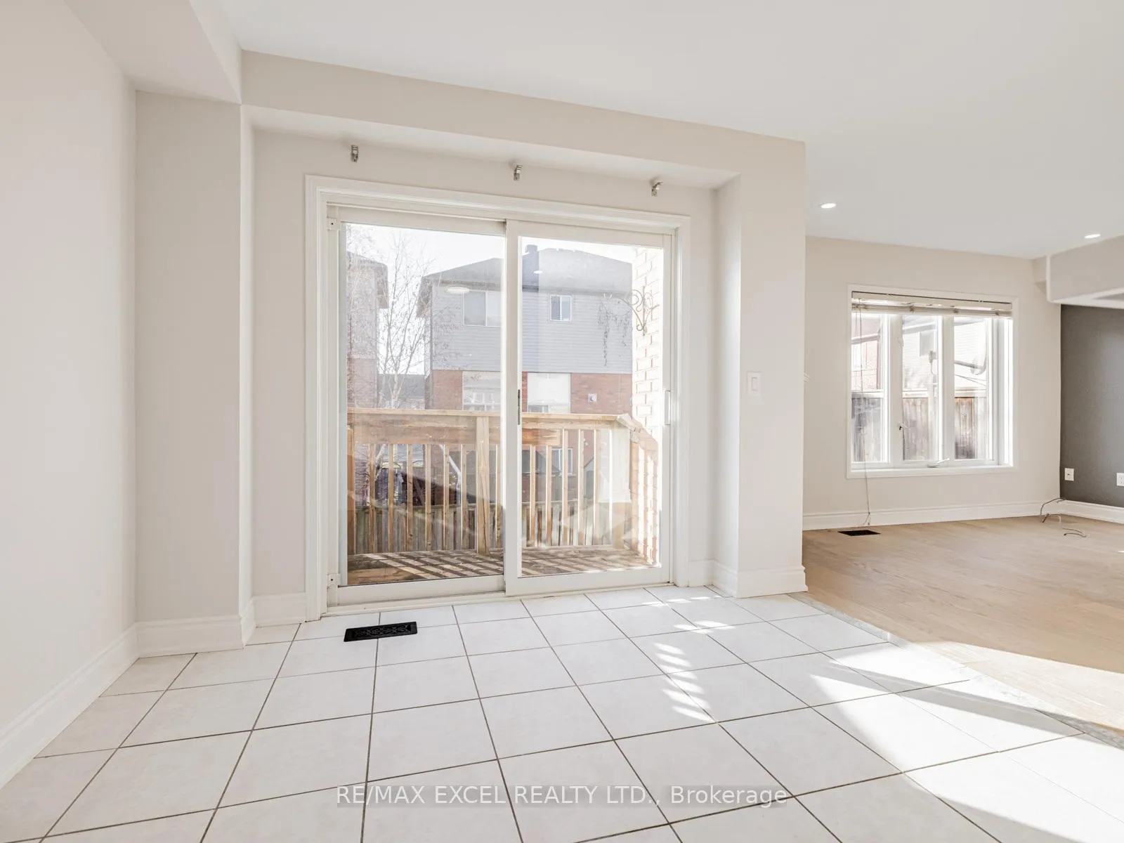 Photo 64 of 105 Millcliff Circle, Aurora, Aurora Grove — HOMEH