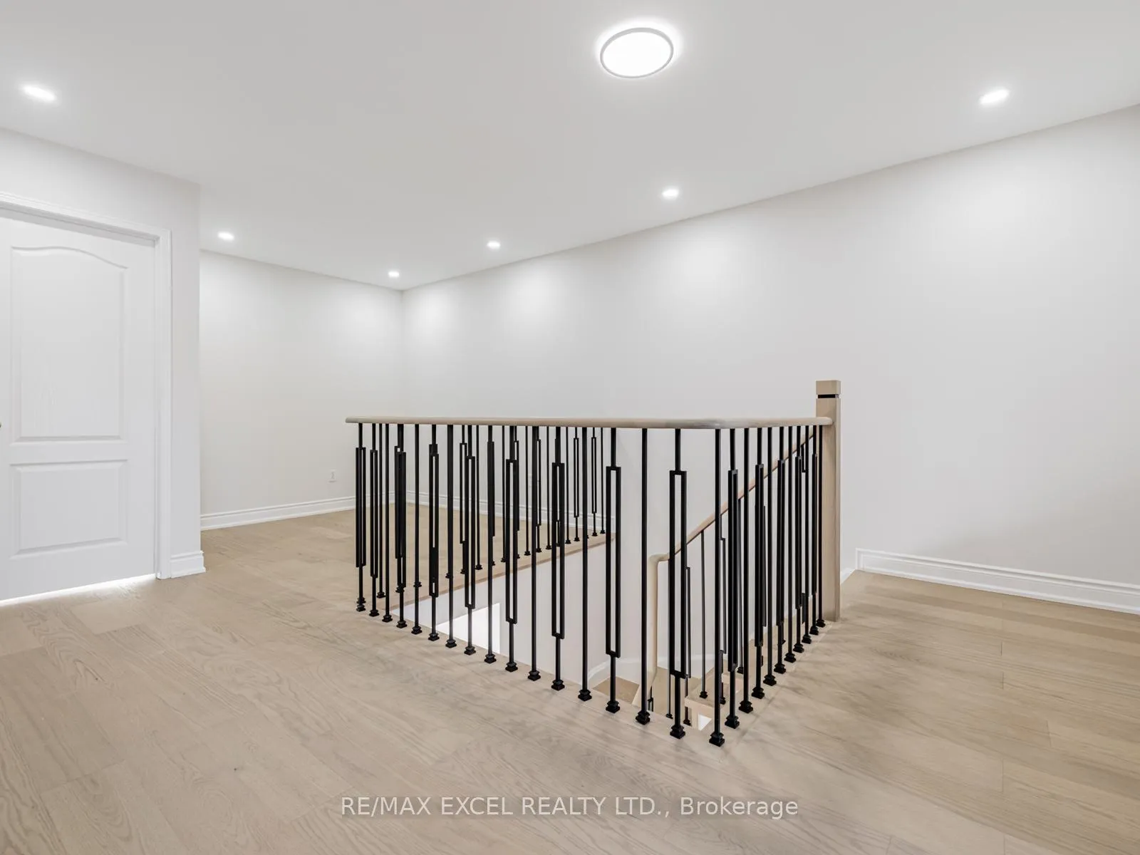 Photo 73 of 105 Millcliff Circle, Aurora, Aurora Grove — HOMEH