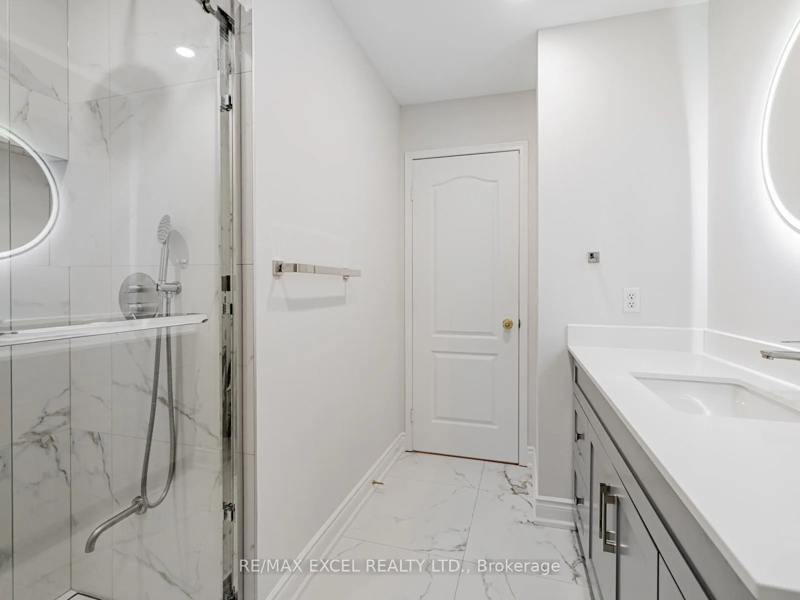 Photo 107 of 105 Millcliff Circle, Aurora, Aurora Grove — HOMEH