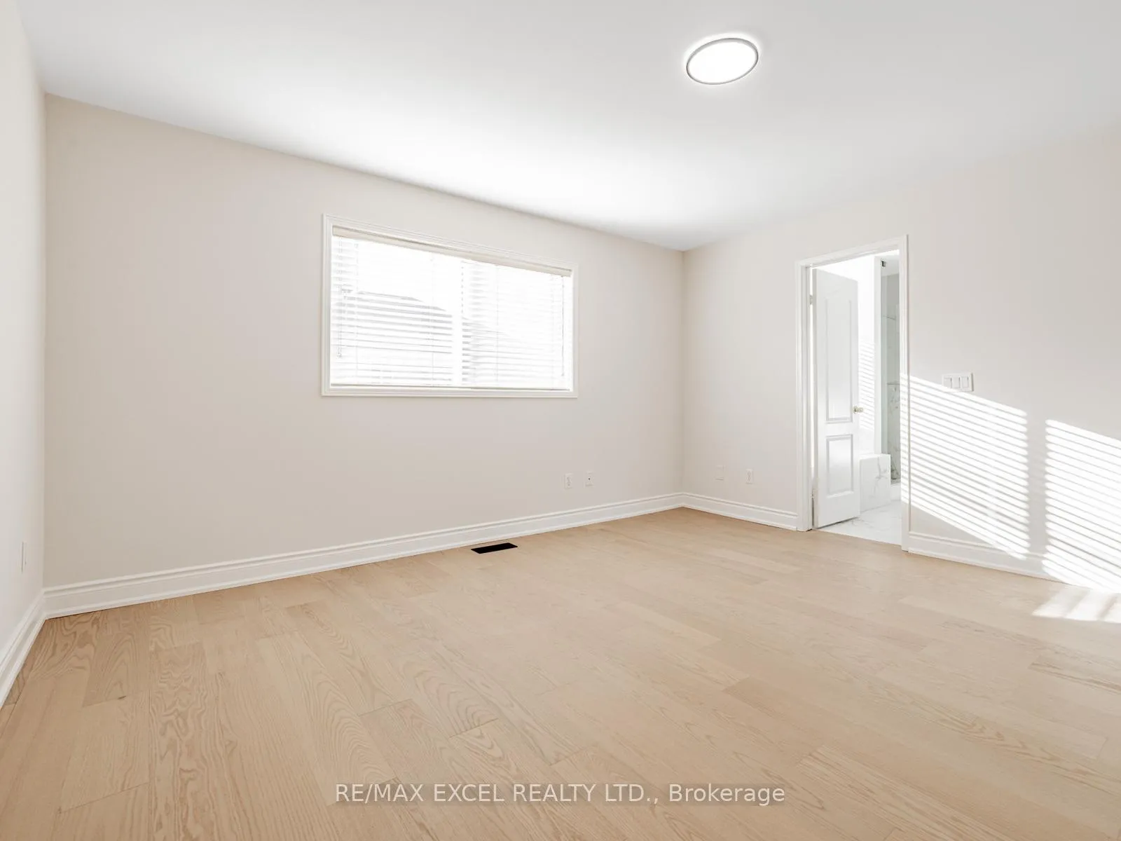 Photo 110 of 105 Millcliff Circle, Aurora, Aurora Grove — HOMEH