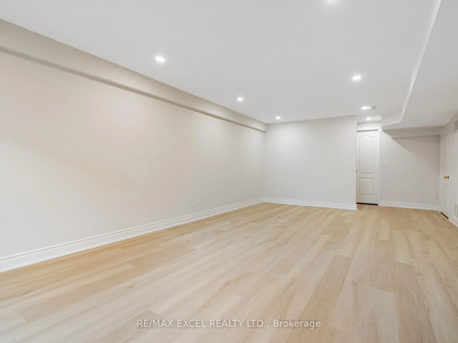 Photo 138 of 105 Millcliff Circle, Aurora, Aurora Grove — HOMEH