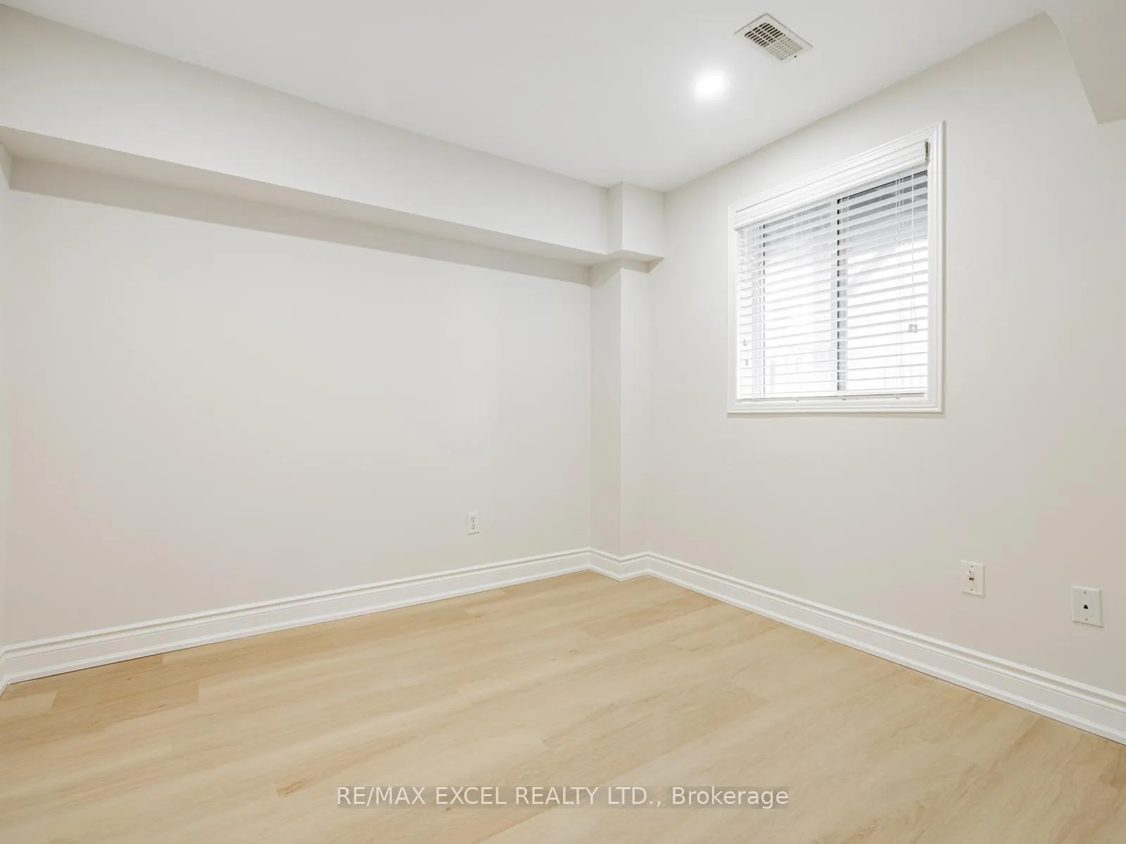 Photo 139 of 105 Millcliff Circle, Aurora, Aurora Grove — HOMEH