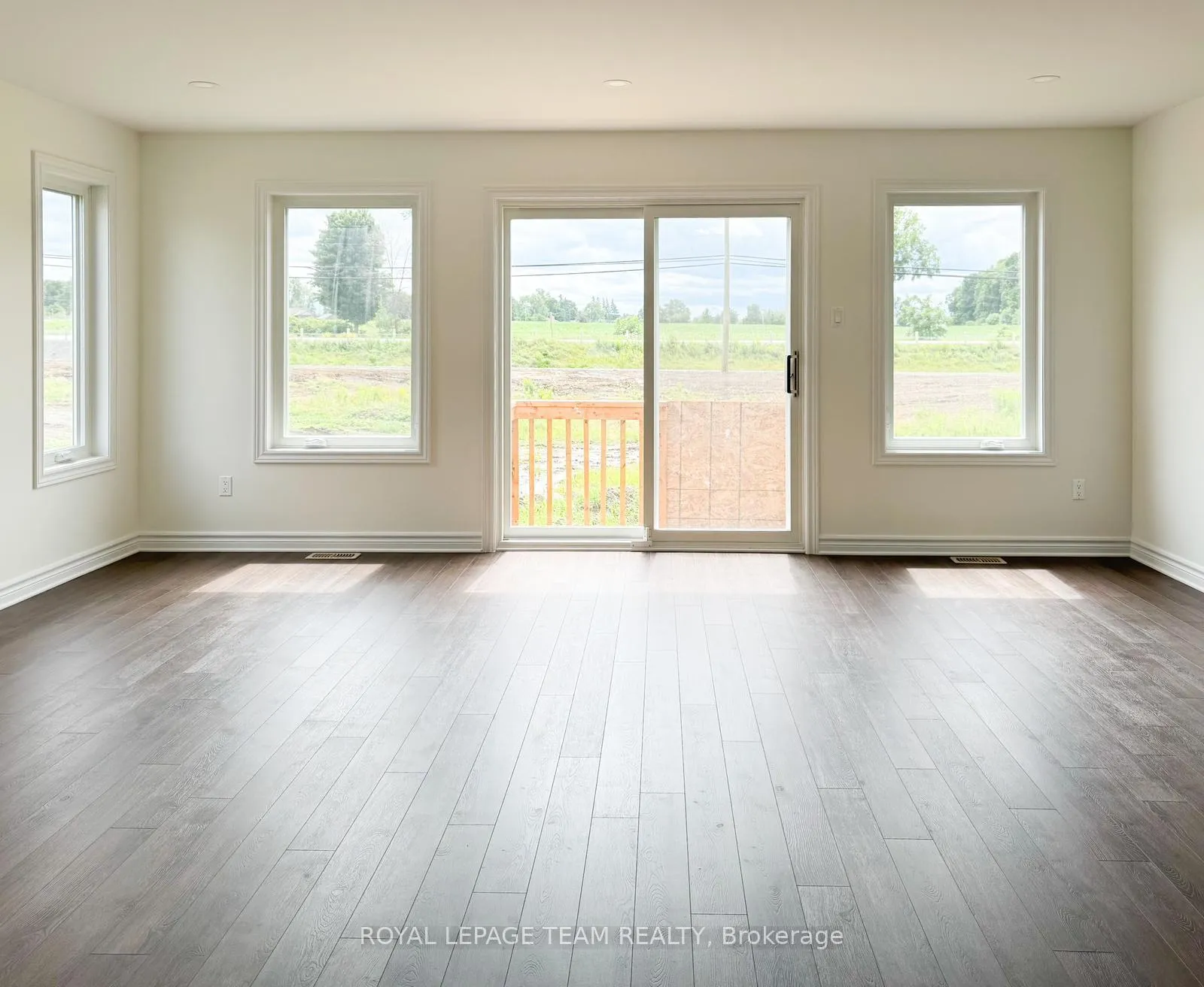 Photo 30 of 86 Morgan Clouthier Way, Arnprior — HOMEH