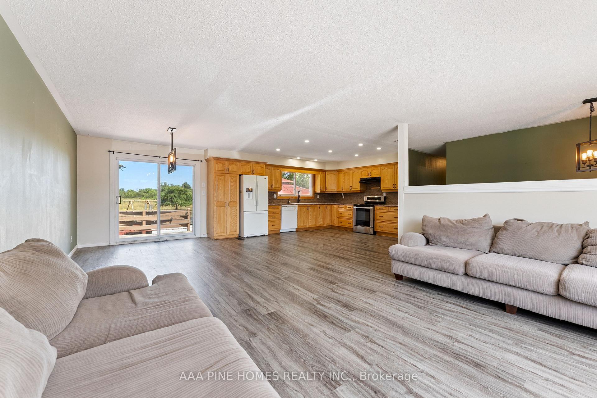 Photo 8 of 3952 Shannonville Road, Tweed, Hungerford (Twp) — HOMEH
