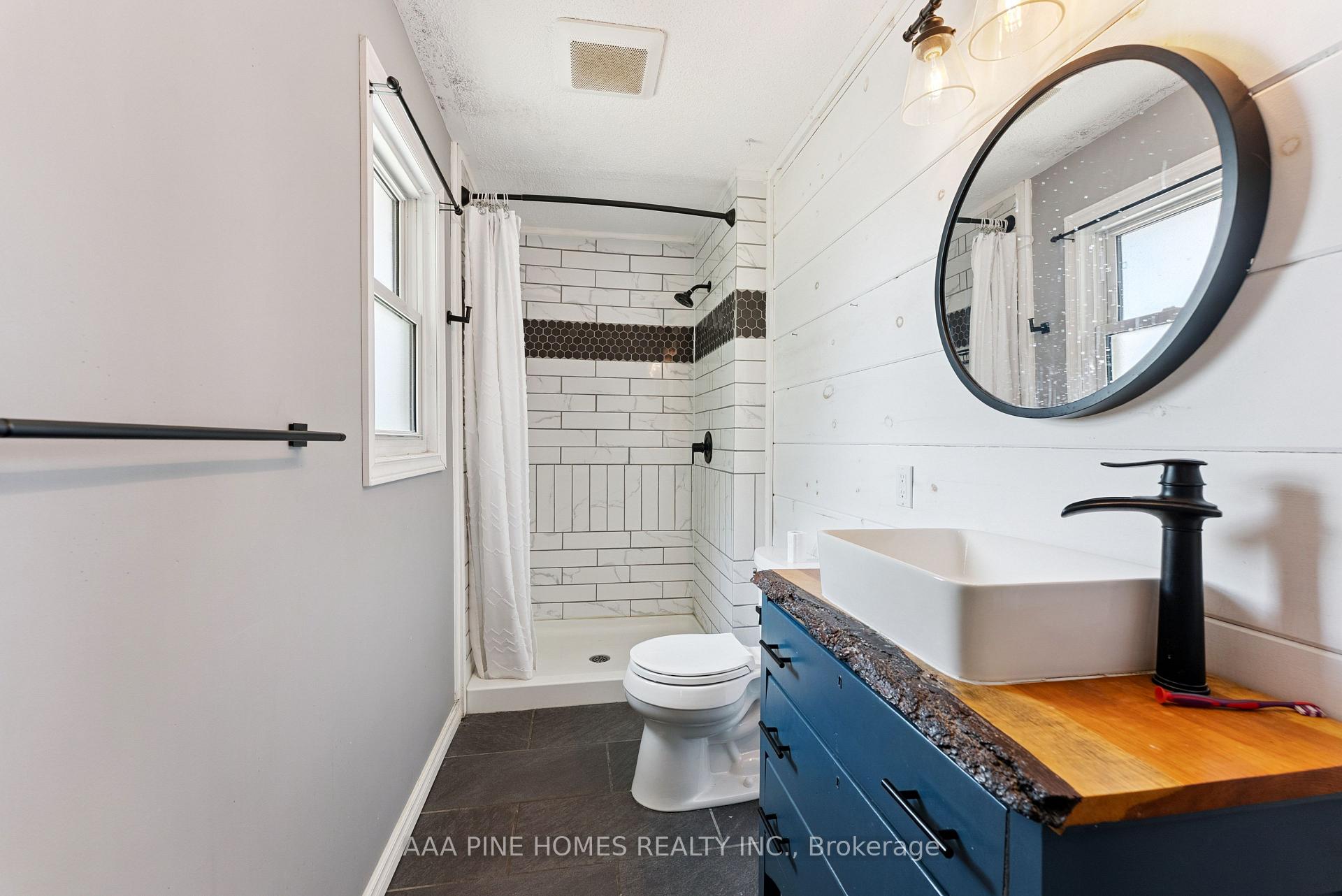 Photo 32 of 3952 Shannonville Road, Tweed, Hungerford (Twp) — HOMEH